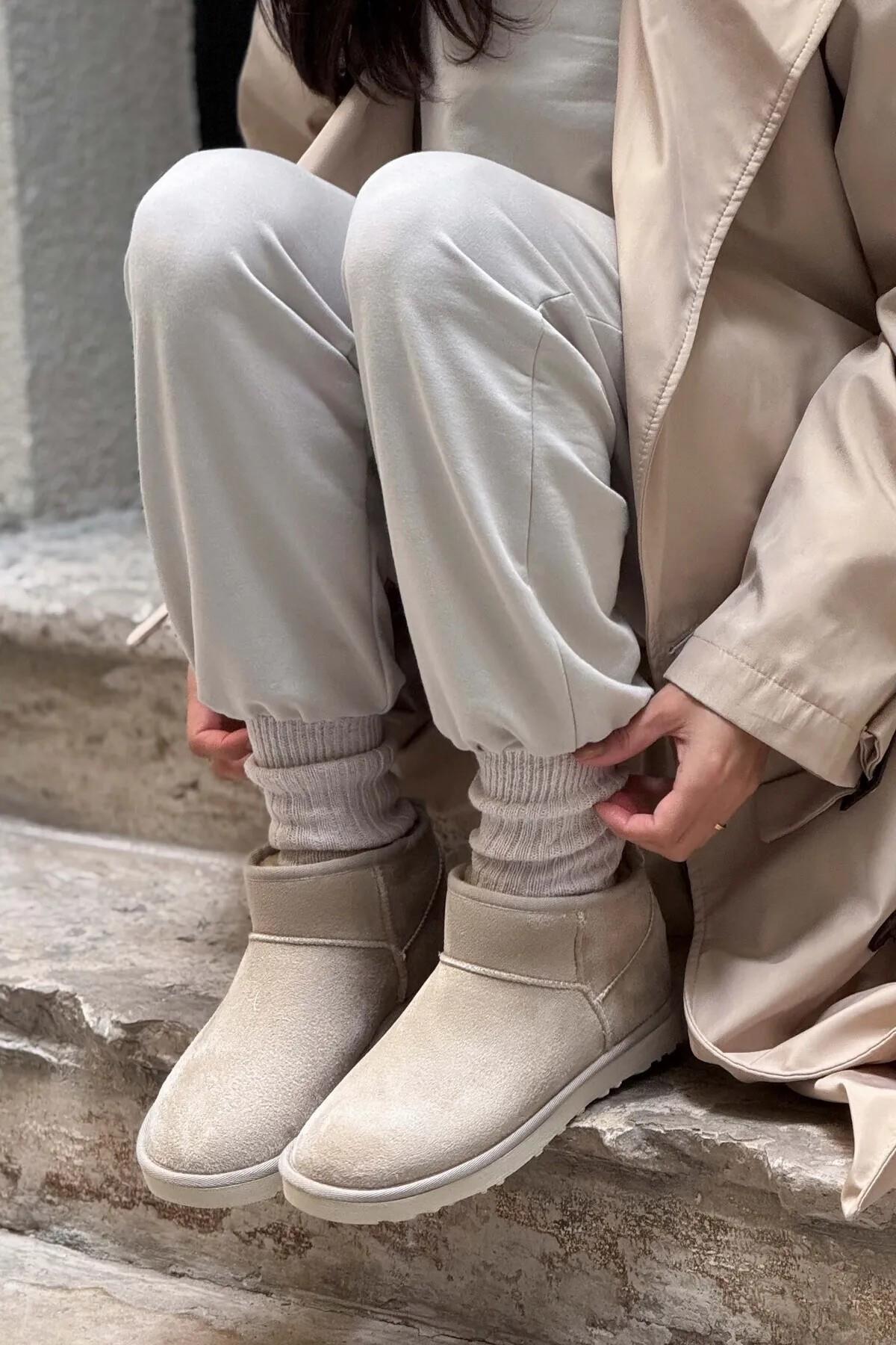 Ecemnur Süet İçi Kürklü Mini Boy Bilekte Kısa Kadın Bot - Görsel 6