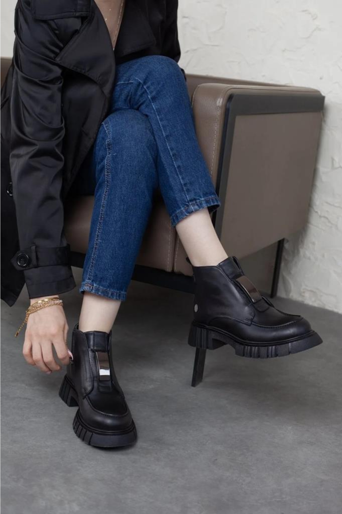 D24kb 1990 Siyah Hakiki Deri Kadın Bot - Görsel 3