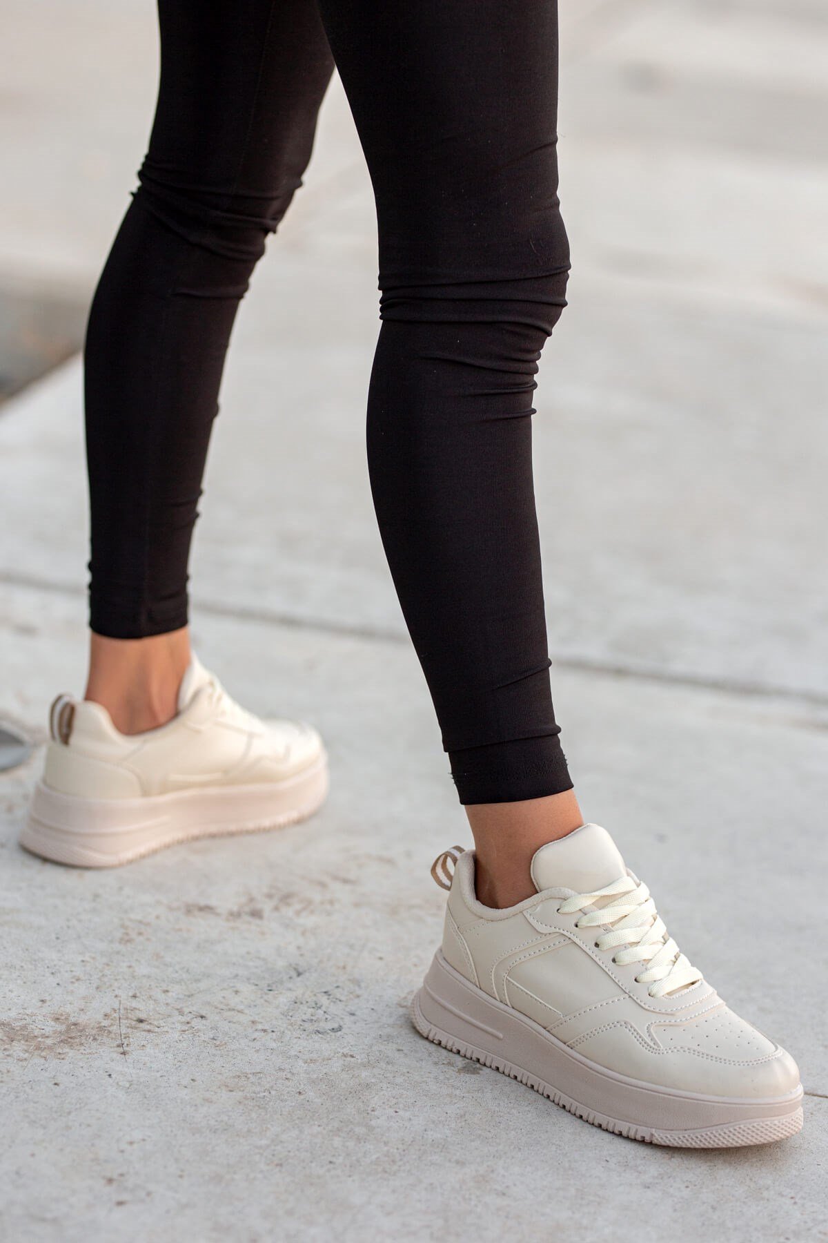 Bağcıklı Kadın Spor Ayakkabı BEJ BEJ - Görsel 3