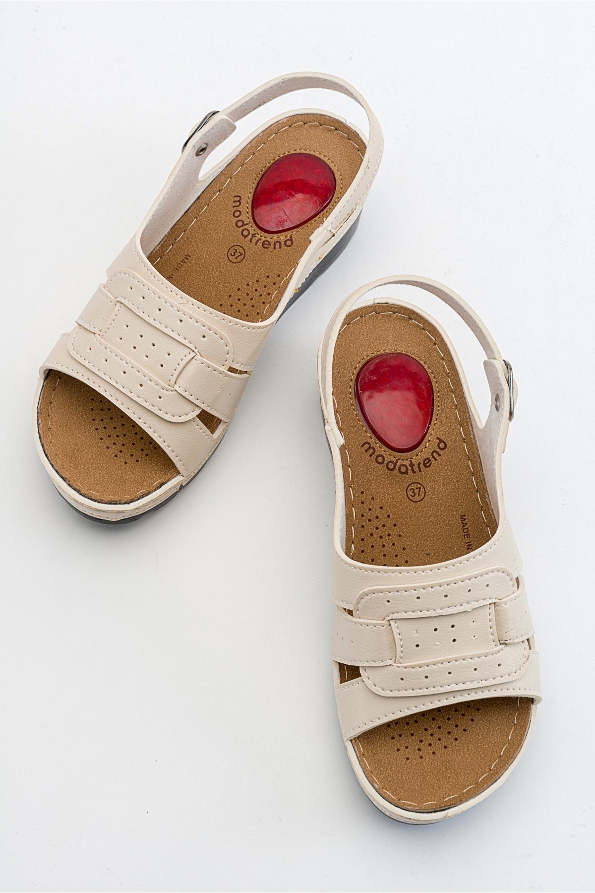 Geçmeli Kadın Düz Sandalet BEJ - Görsel 6