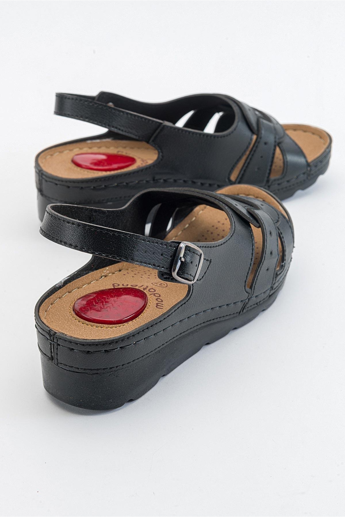 Geçmeli Kadın Düz Sandalet SİYAH - Görsel 5