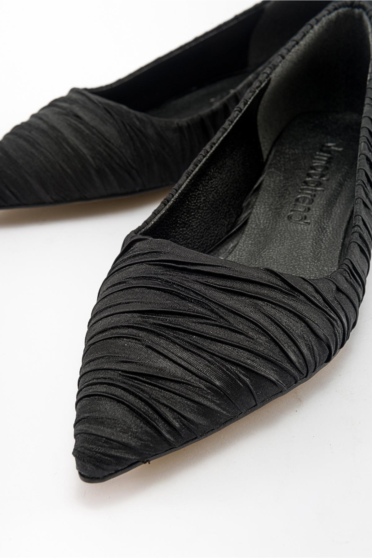 Kadın Sade Babet SİYAH KIRIŞIK SATEN - Görsel 4