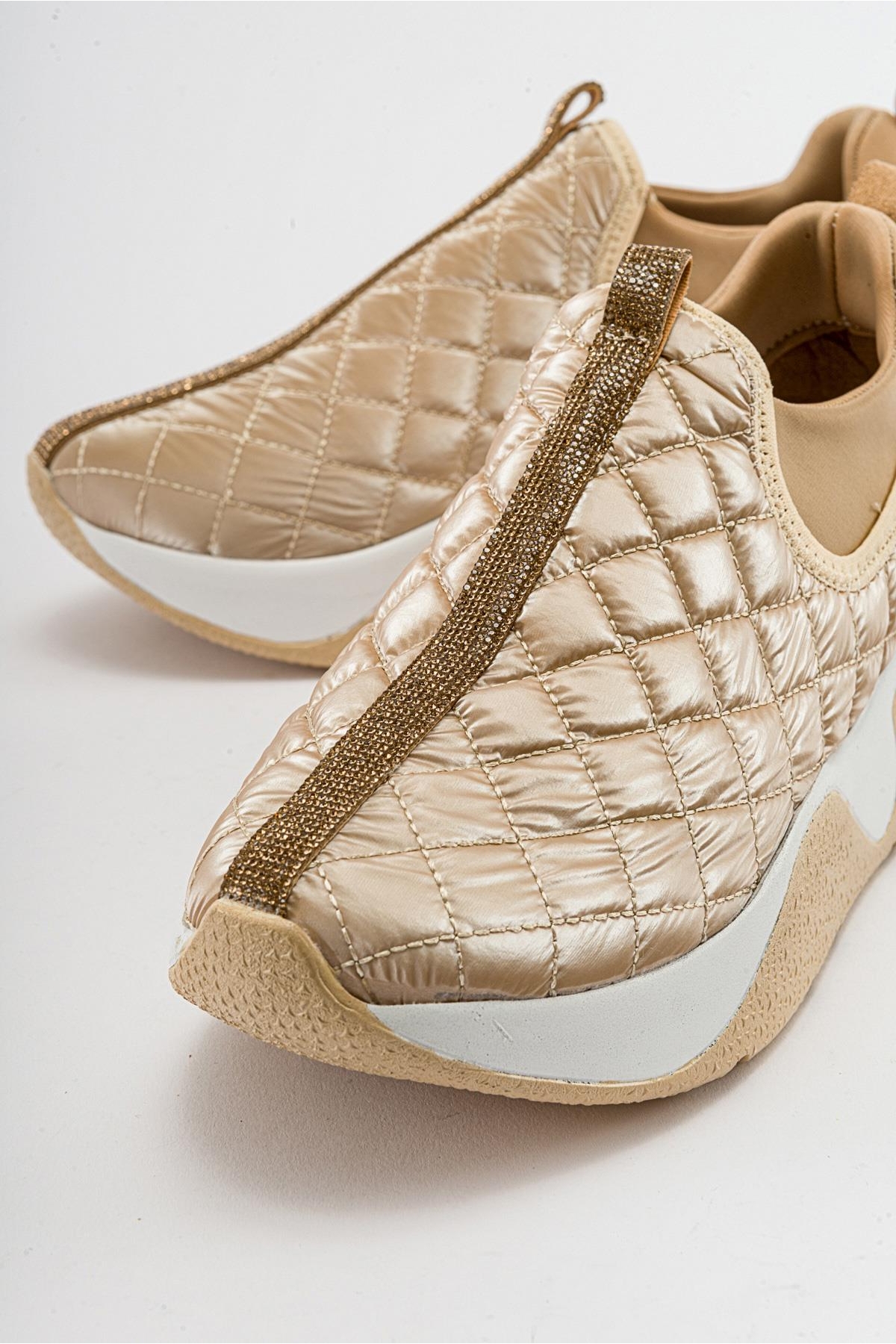 Kare Desen Taşlı Spor Ayakkabı BEJ - Görsel 4