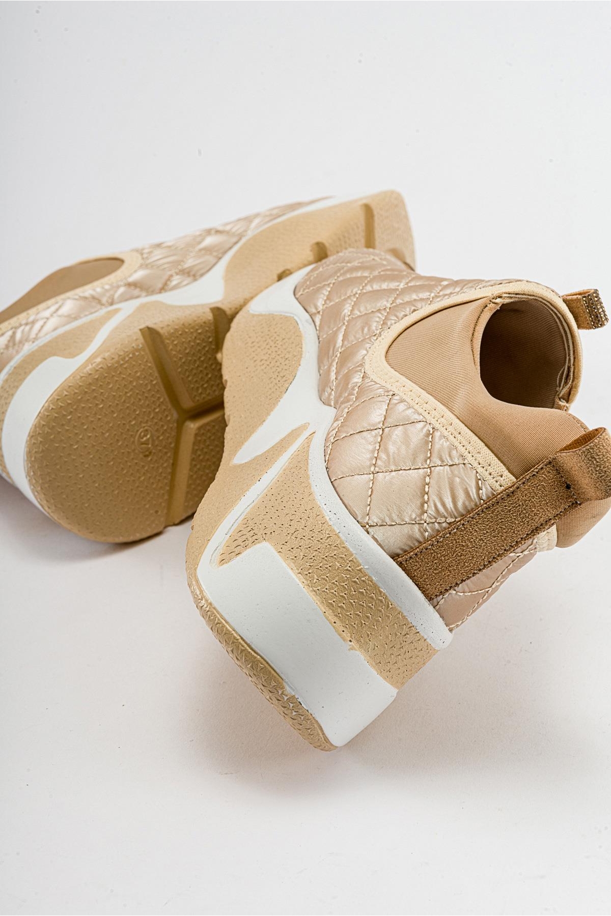 Kare Desen Taşlı Spor Ayakkabı BEJ - Görsel 5