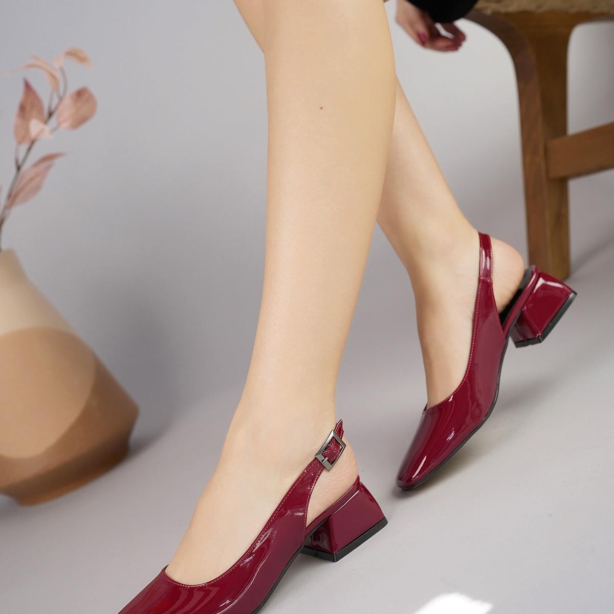 LOİS Garantili Arkası Açık Kare Burunlu Kadın Kısa Topuklu Ayakkabı - Görsel 8