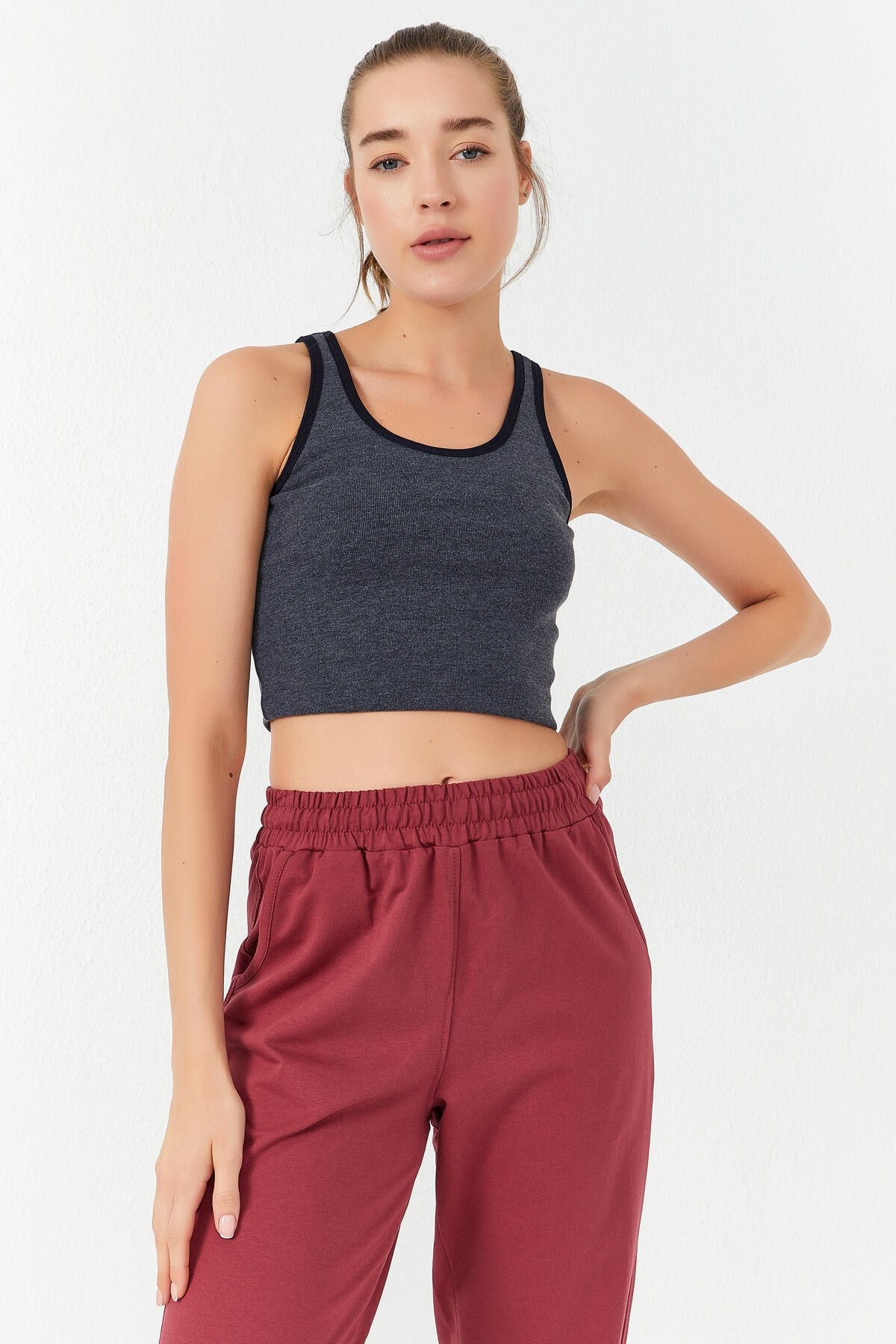 Lacivert Melanj Basic Sıfır Kol Dar Kalıp U Yaka Kadın Crop Top Atlet - 97162