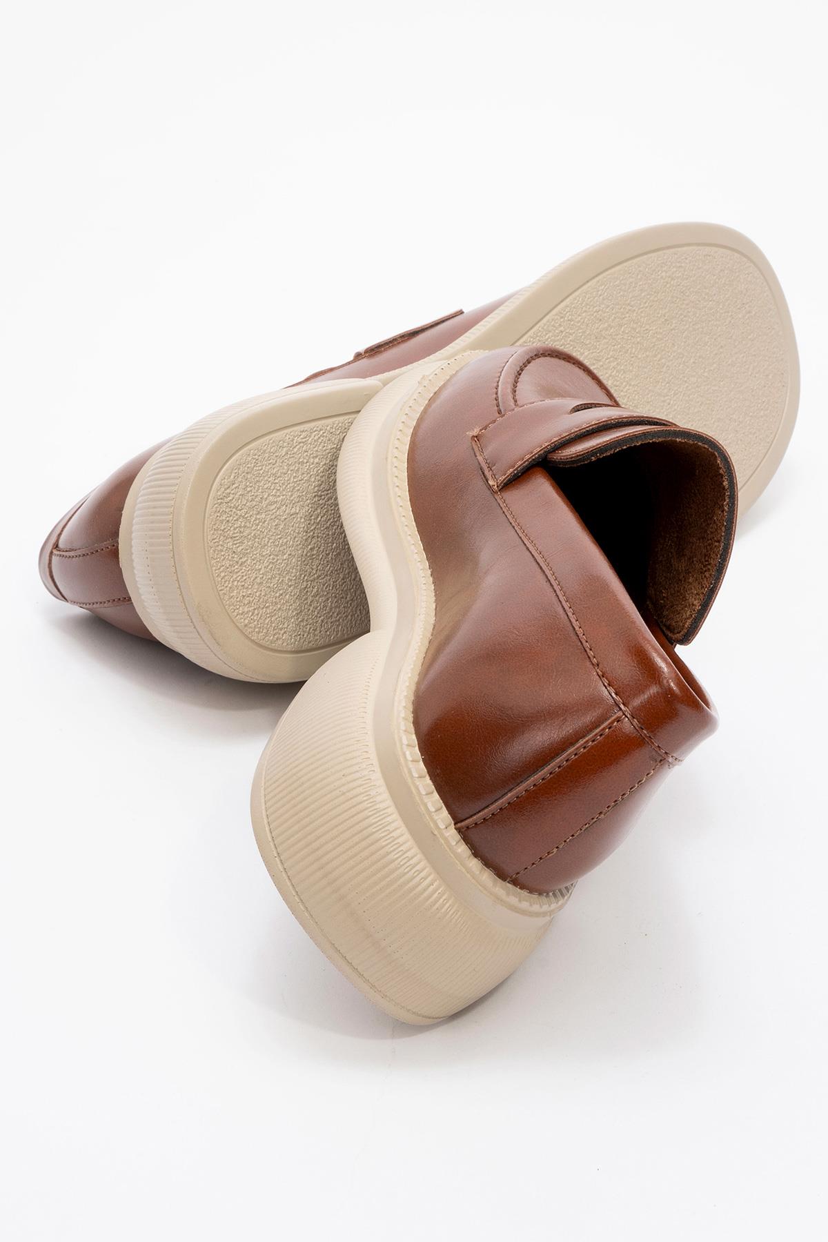 Kaydırmaz Kadın Günlük Ayakkabı TABA KIRIŞIK - Görsel 5