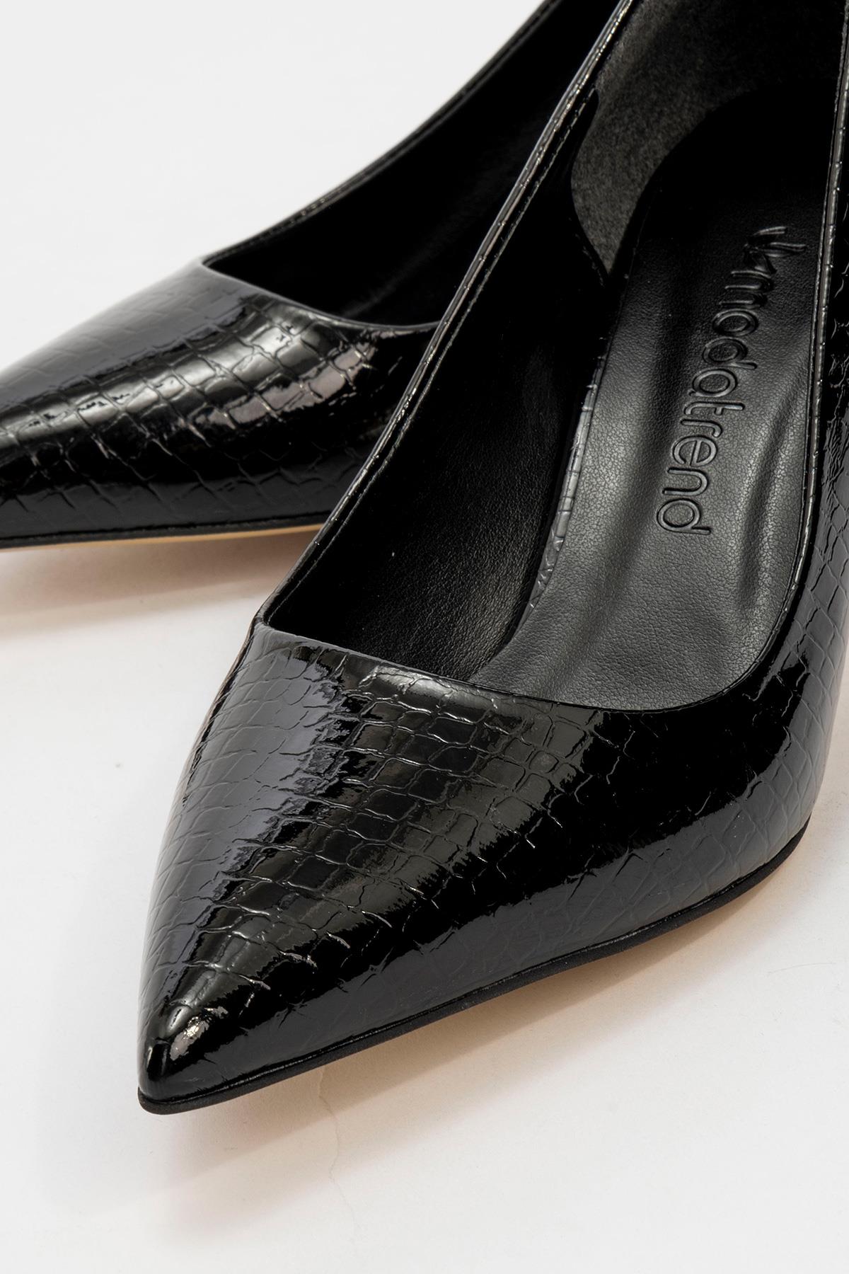 Kadın Sivri Burunlu Stiletto SİYAH KROKO - Görsel 4