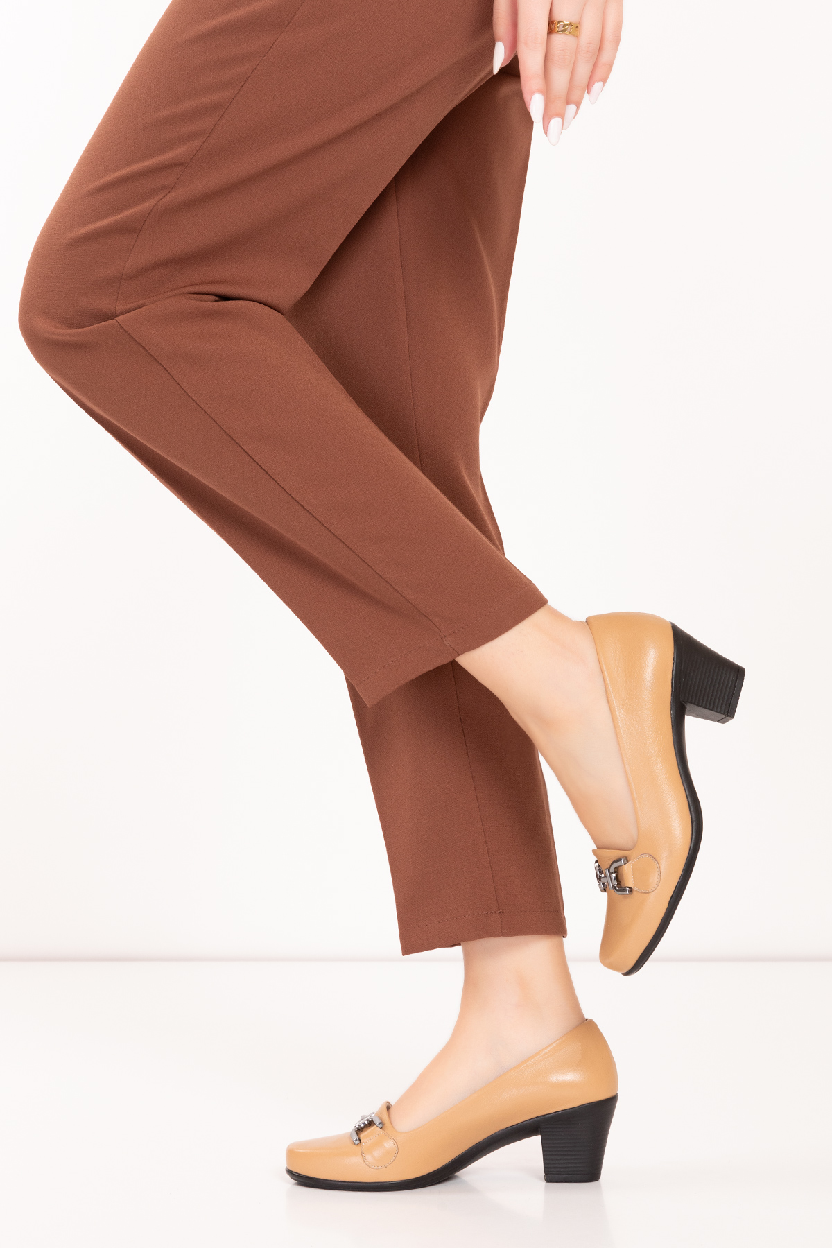 Gondol Hakiki Deri Rahat Klasik Topuklu Ayakkabı vdt.74 - Görsel 4