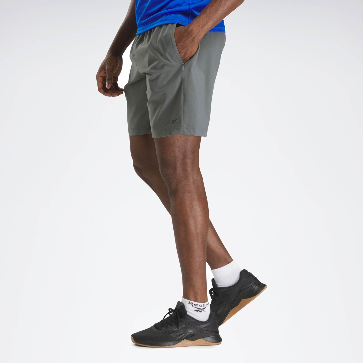 Reebok WOR WOVEN SHORT Antrasit Erkek Şort