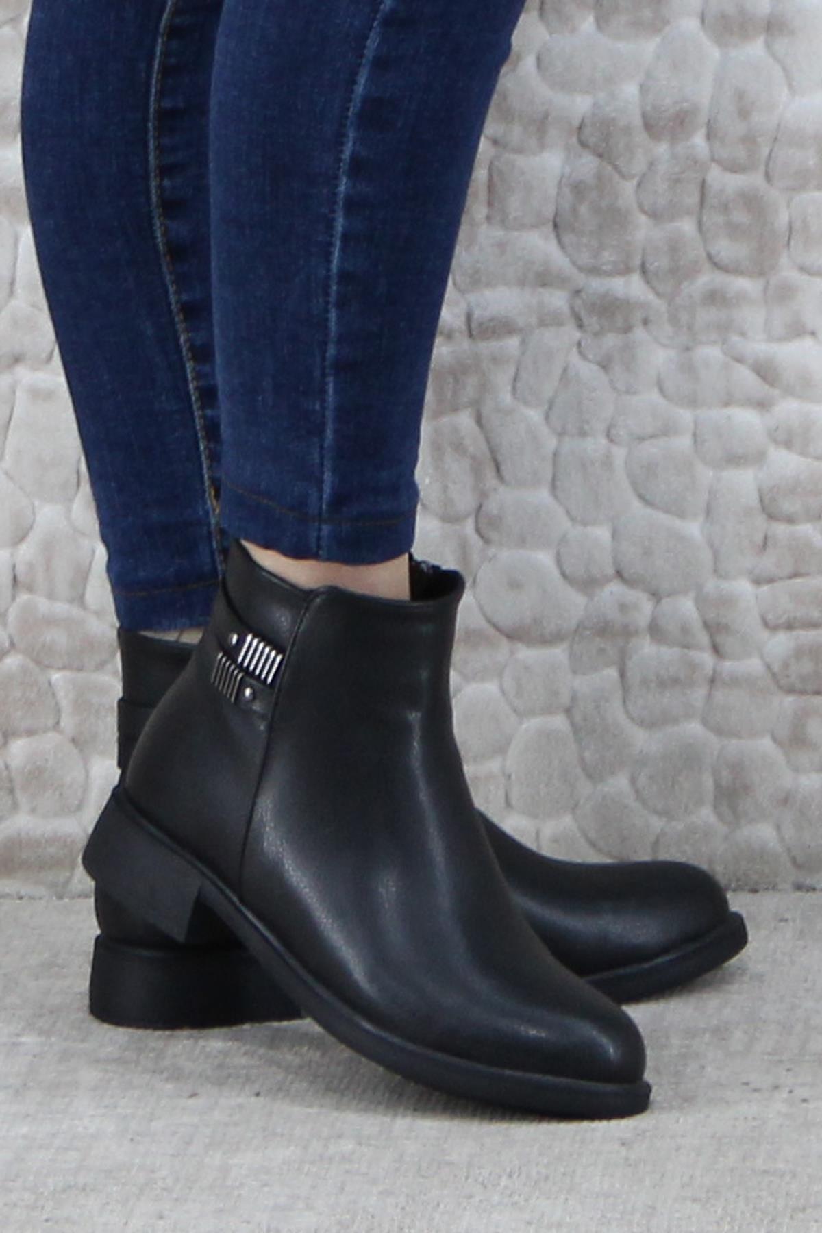 3529 Rahat Alçak Topuk Toka Detaylı Sıcak Astar Kadın Bot - Görsel 2