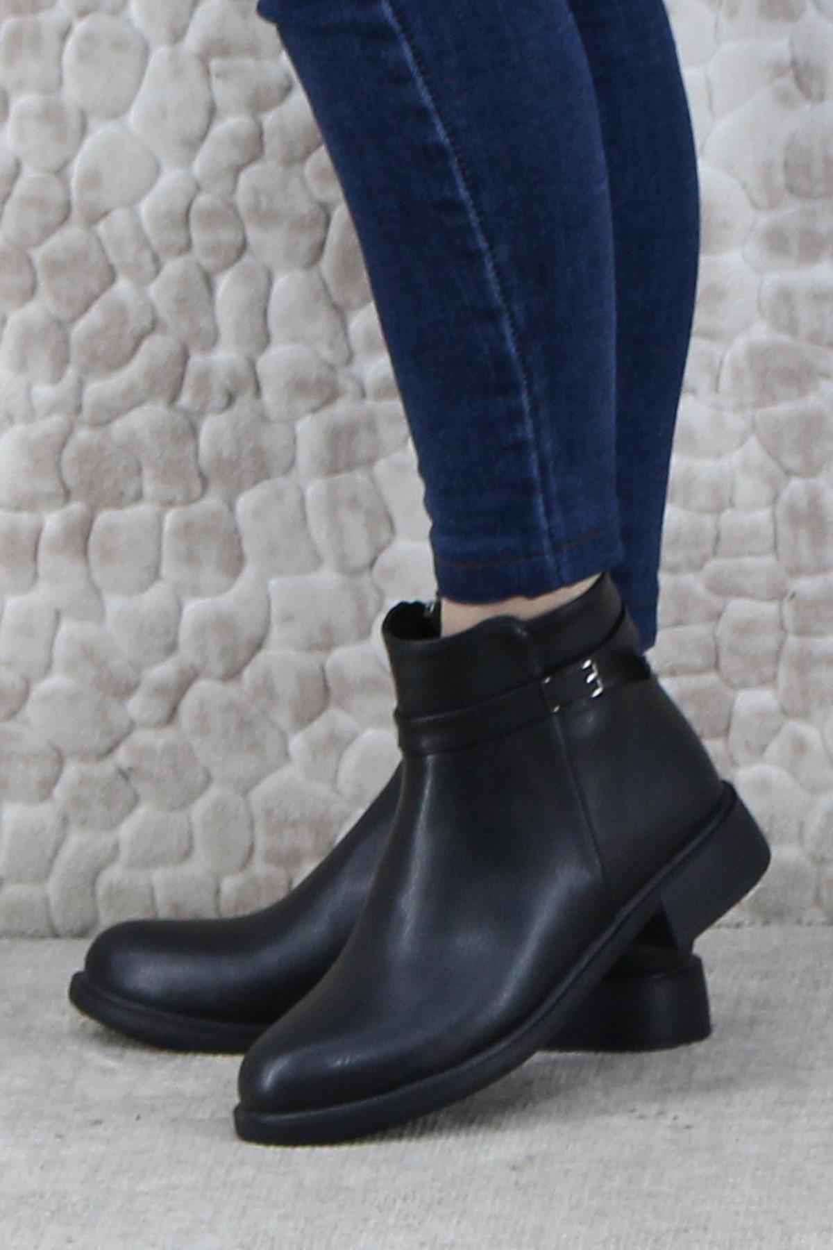 3527 Rahat Alçak Topuk Toka Detaylı Sıcak Astar Kadın Bot - Görsel 4