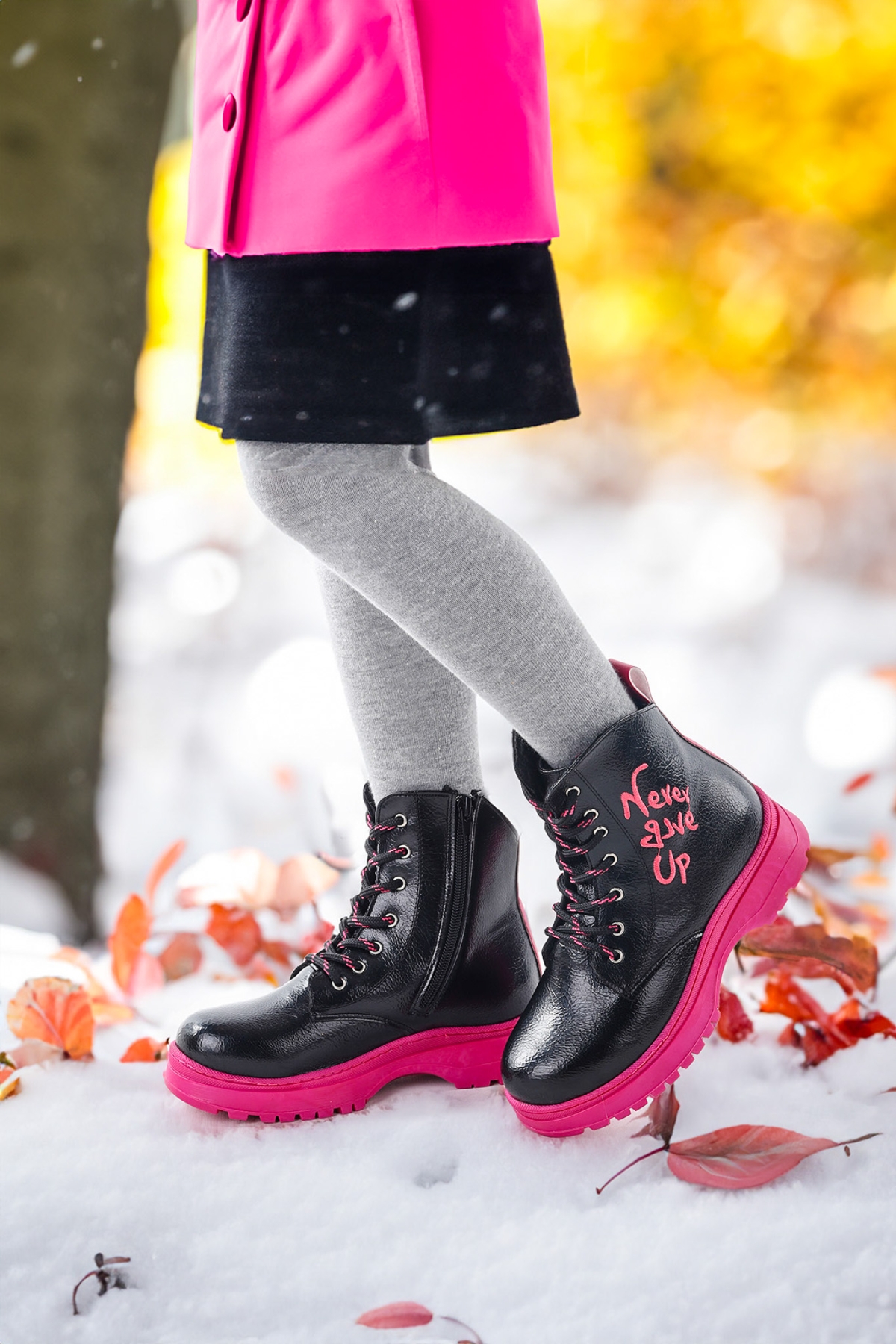Never Çatlak Termo Taban Kız Çocuk Bot Siyah - Fuşya - Görsel 3