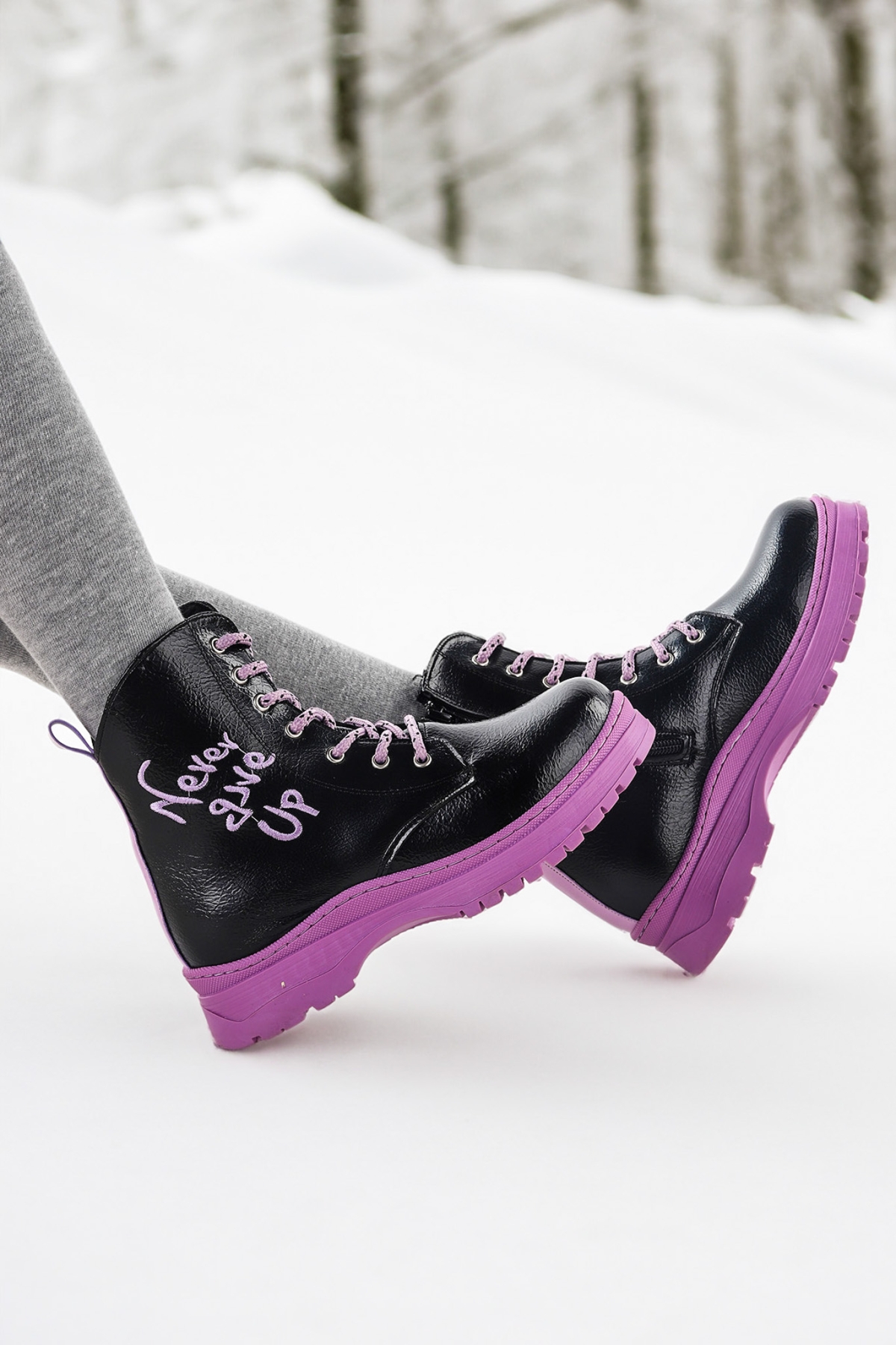Never Çatlak Termo Taban Kız Çocuk Bot Siyah - Lila - Görsel 4