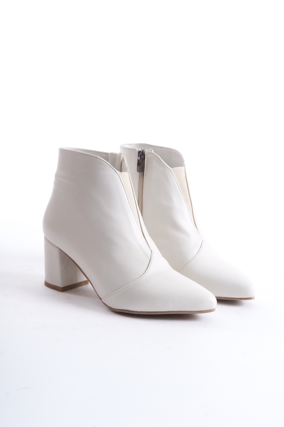 Lavi Bej Mat Hakiki Deri Kalın Topuklu Kadın Bot - Görsel 3