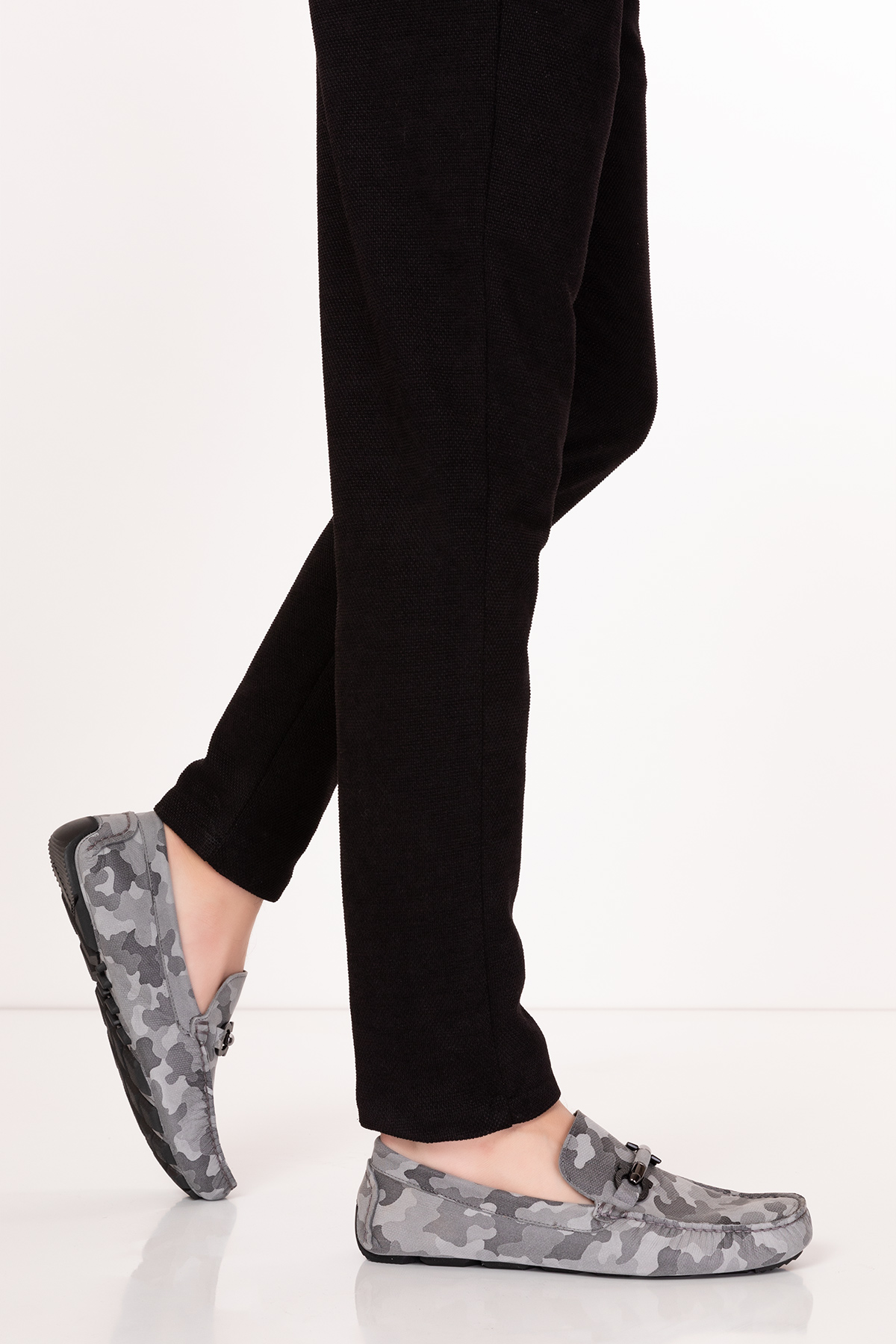 Gondol Erkek Hakiki Deri Esnek Taban Kamuflaj Desenli Loafer Ayakkabı tx.13883 - Görsel 4