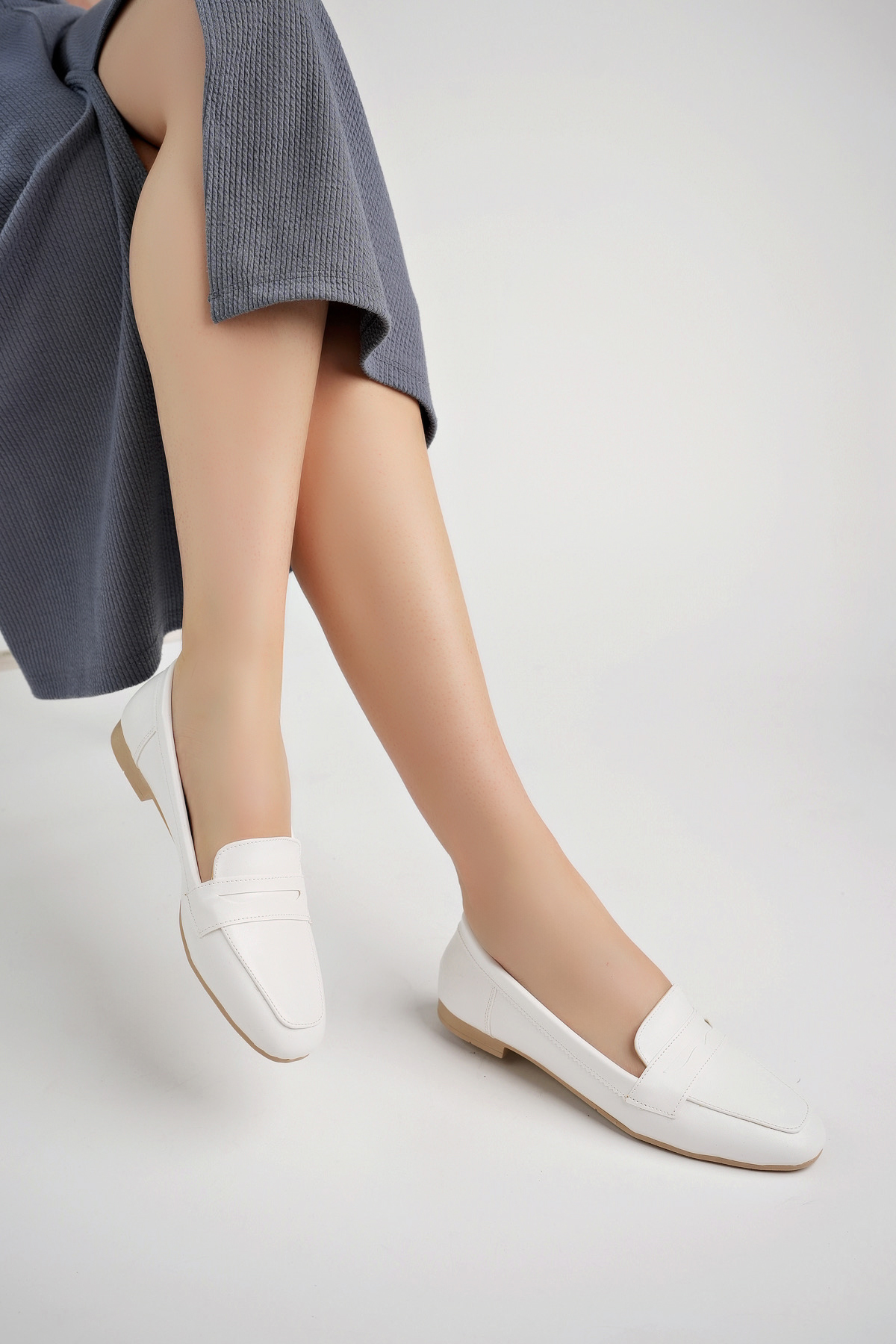 Kadın Yazlık Rahat Küt Burun Gözlük Fiyonk Babet Ayakkabı .2024.053 Beyaz - Görsel 3