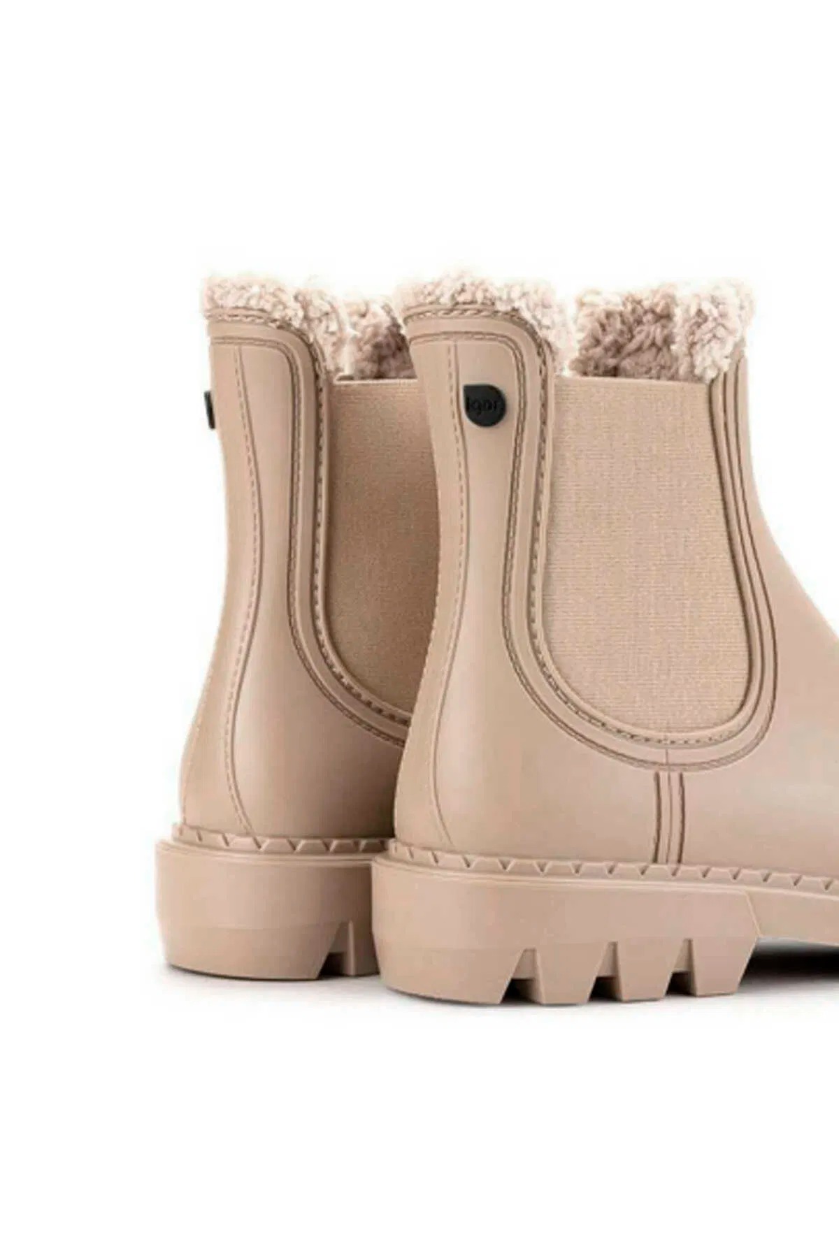 İgor W10320 Kadın Bot - Görsel 3