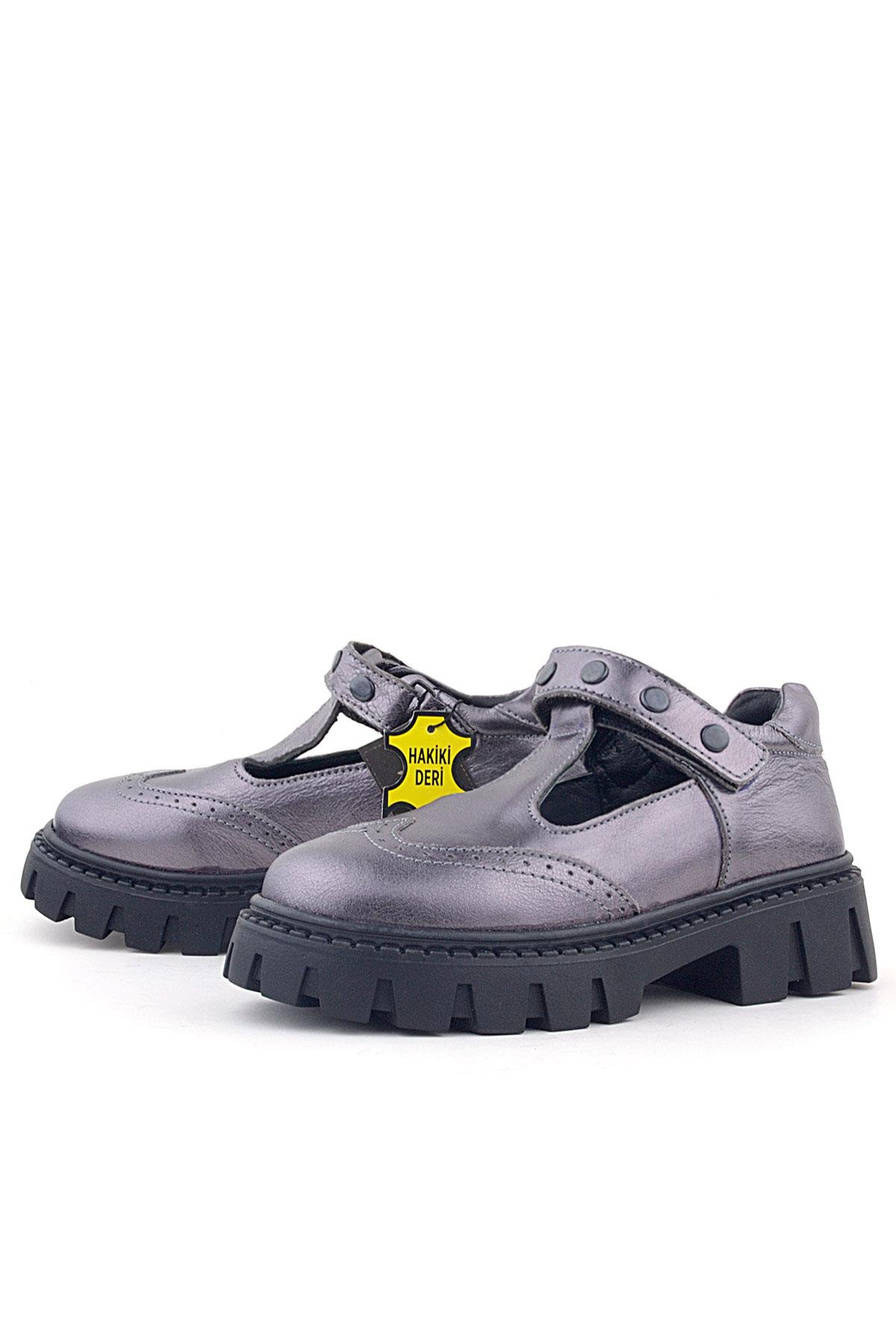 Hakiki Deri Platin Metal Detaylı Cırtlı Kız Çocuk Okul Ayakkabı - Görsel 5