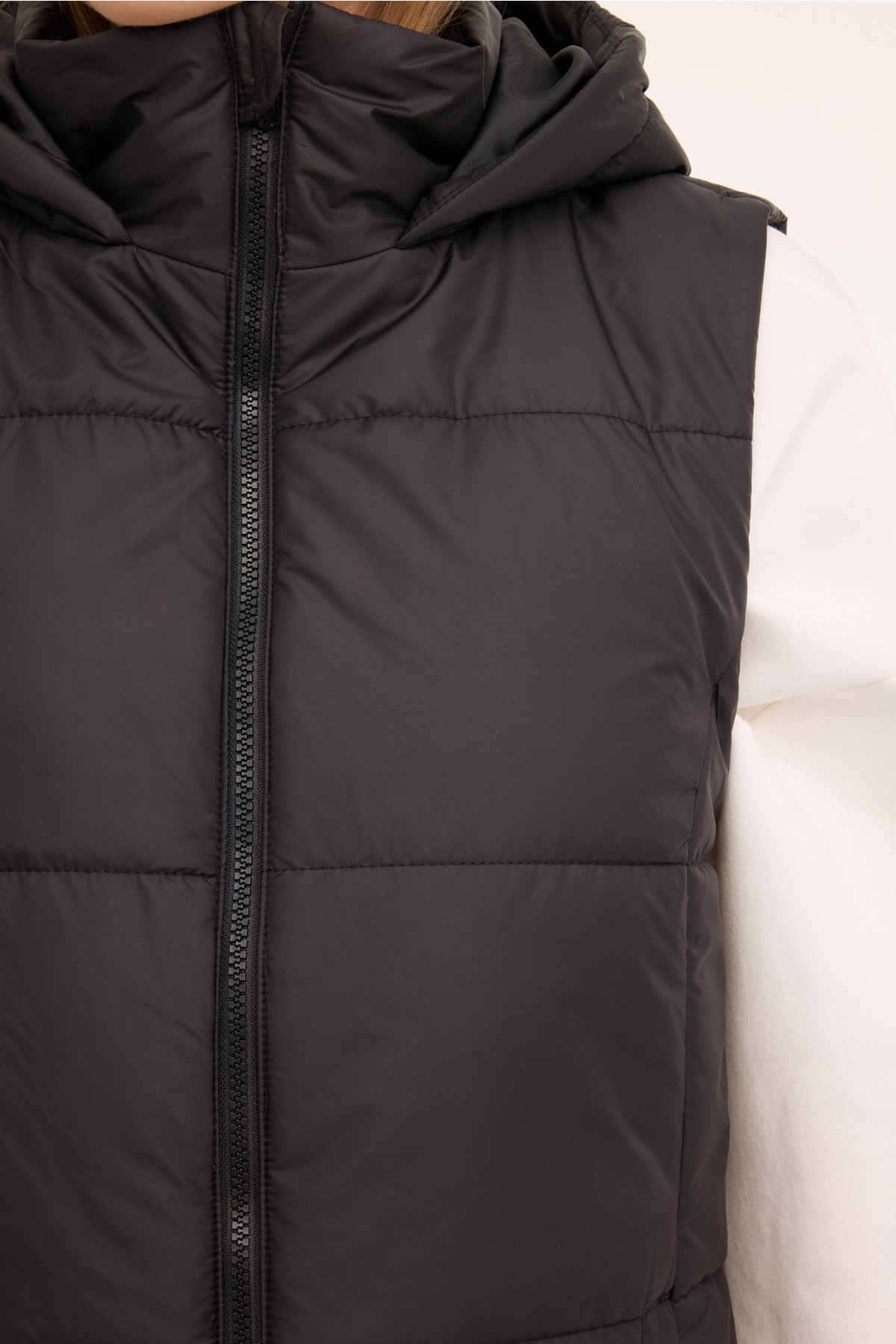 https://floimages.mncdn.com/media/catalog/product/25-01/27/101785239_m4.JPG