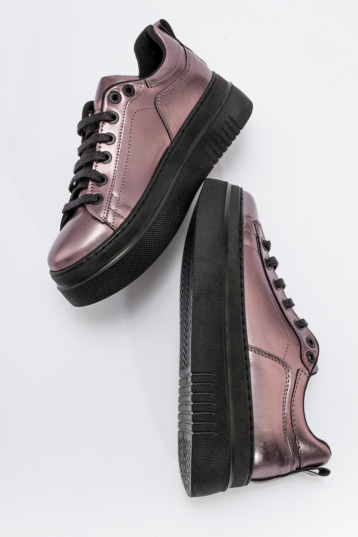 Kaydırmaz Kadın Spor Ayakabı PLATİN SİYAH - Görsel 4