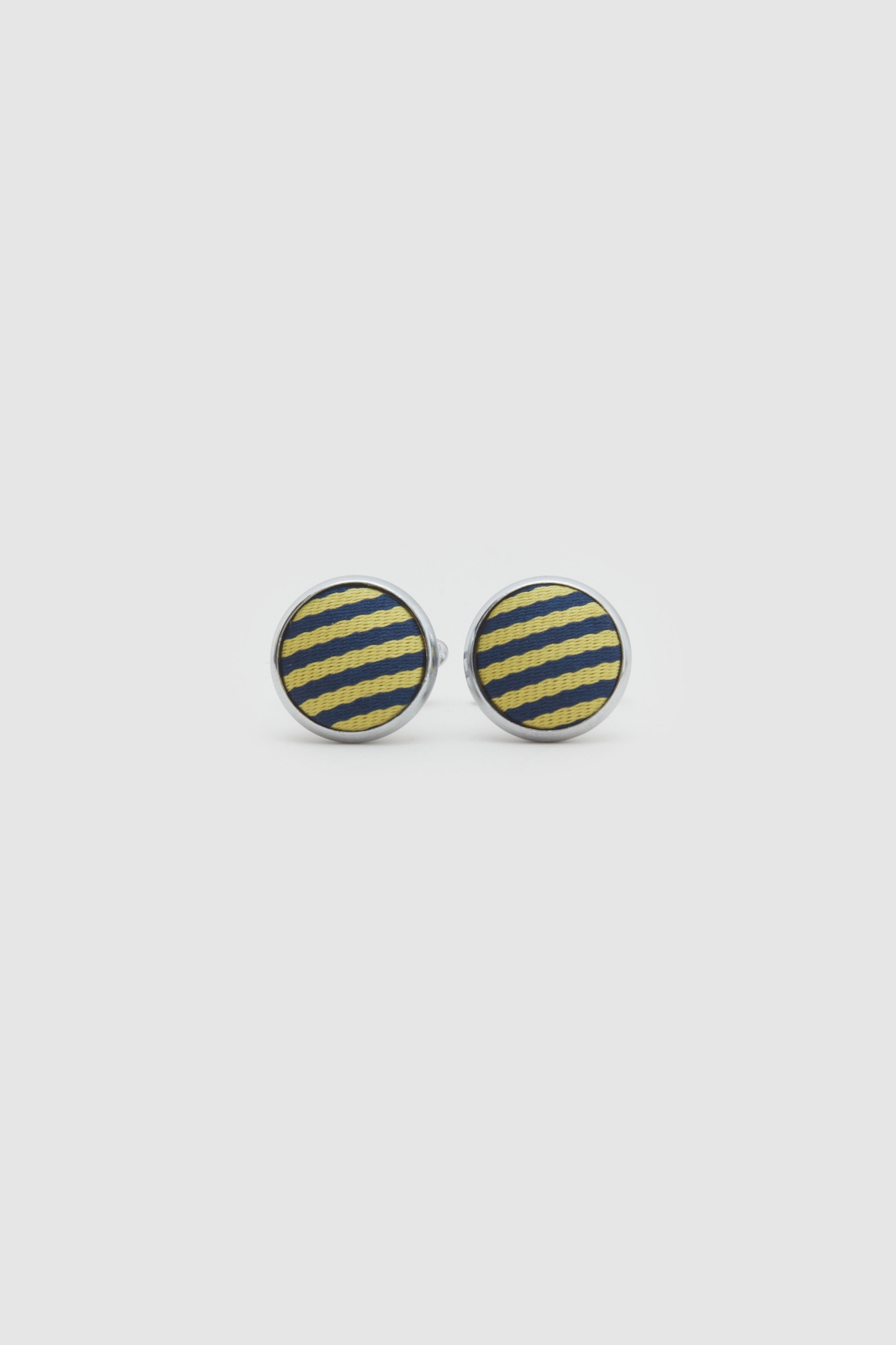 https://floimages.mncdn.com/media/catalog/product/25-01/28/201438283-3-1738069058.jpg