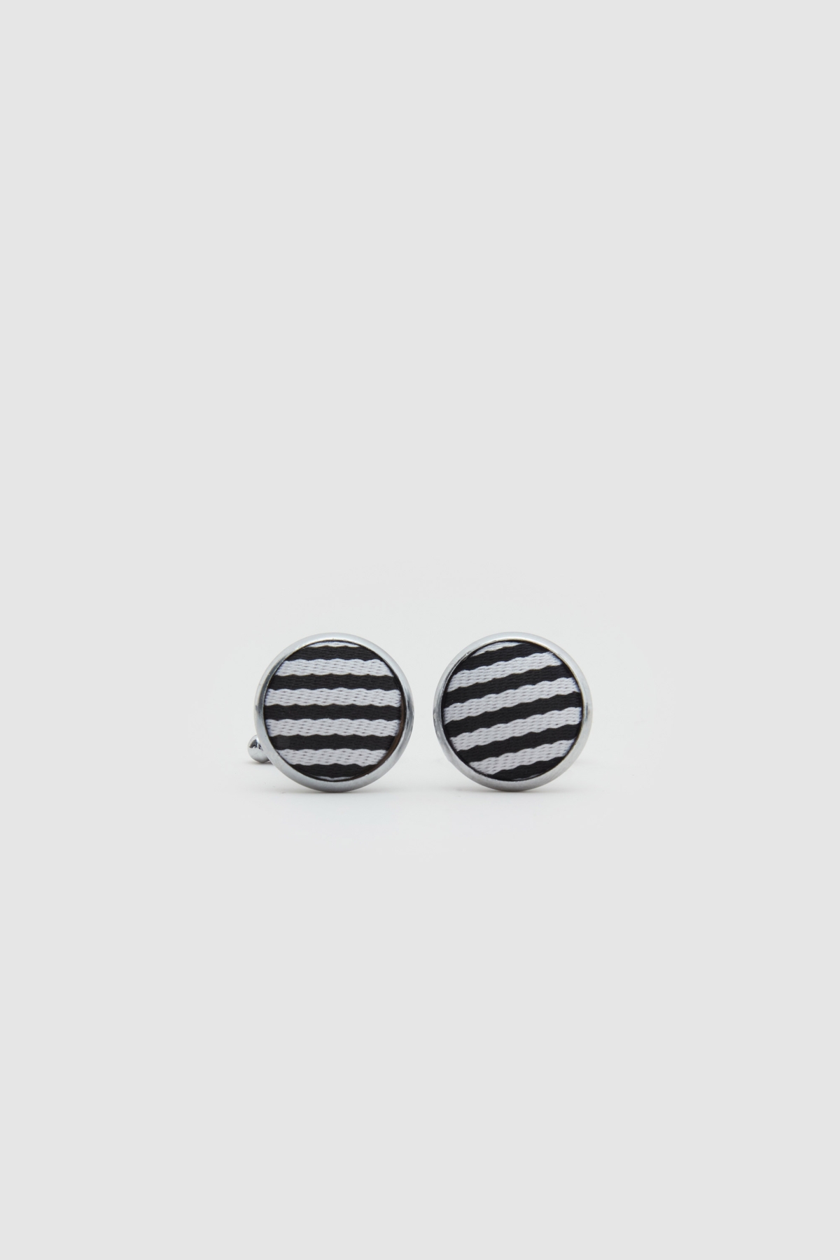 https://floimages.mncdn.com/media/catalog/product/25-01/28/201438285-3-1738069061.jpg