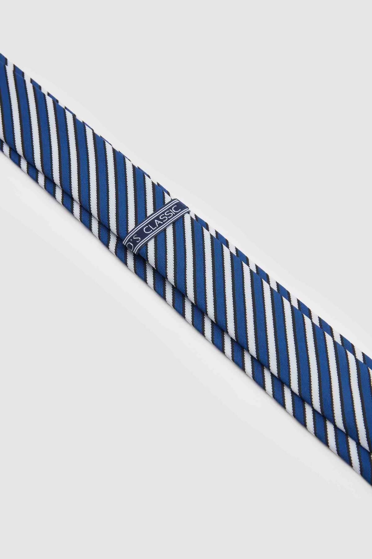 https://floimages.mncdn.com/media/catalog/product/25-01/28/201438313-3-1738069070.jpg