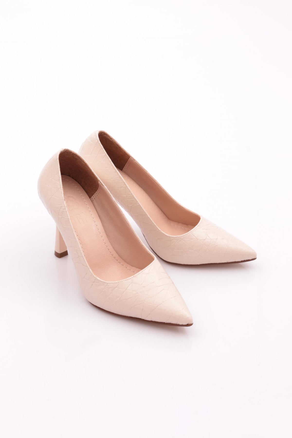 K905 Kadin Topuklu Ayakkabi - Görsel 3