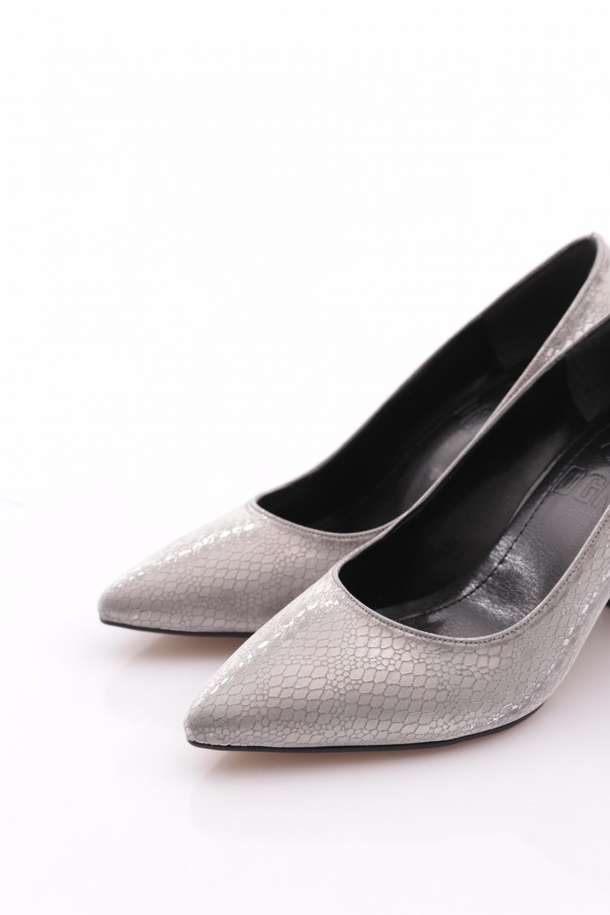K585 Kadin Topuklu Ayakkabi - Görsel 5