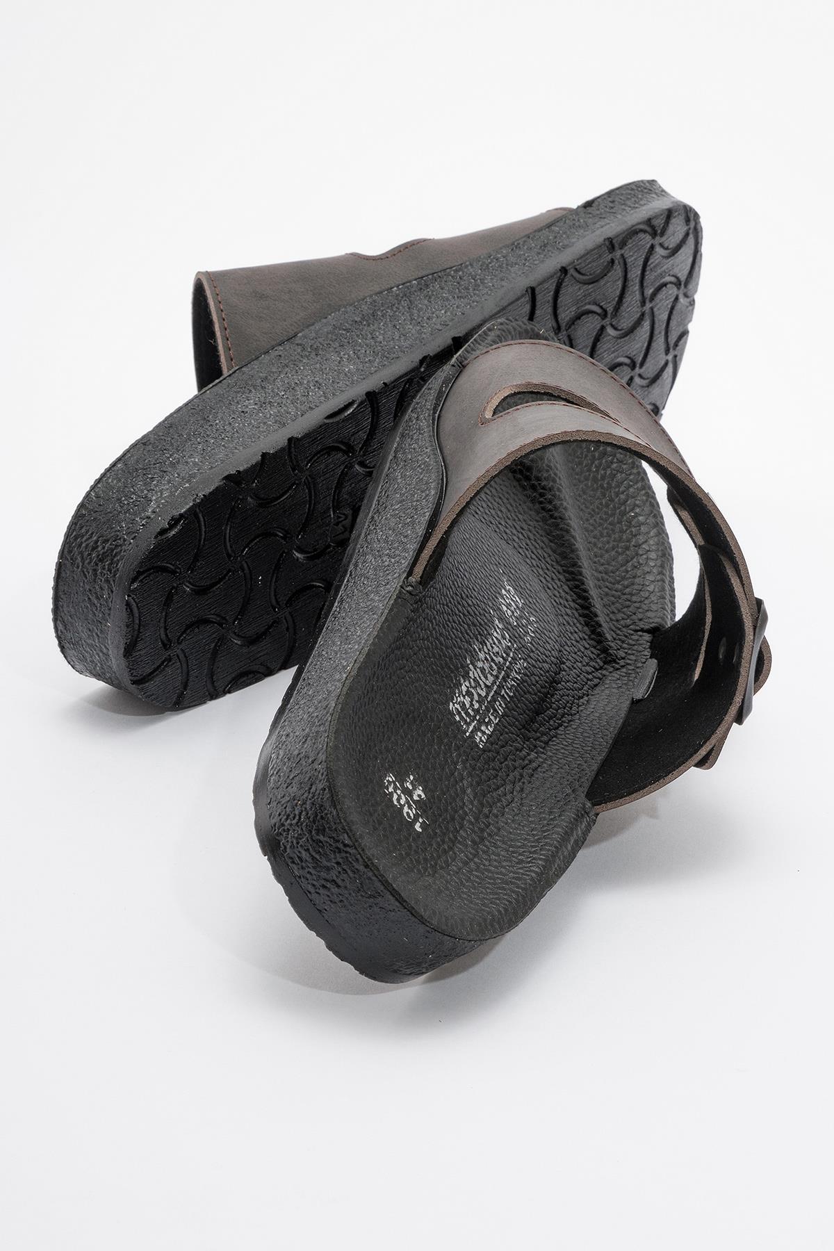 İki Tokalı Erkek Terlik KAHVE - Görsel 5