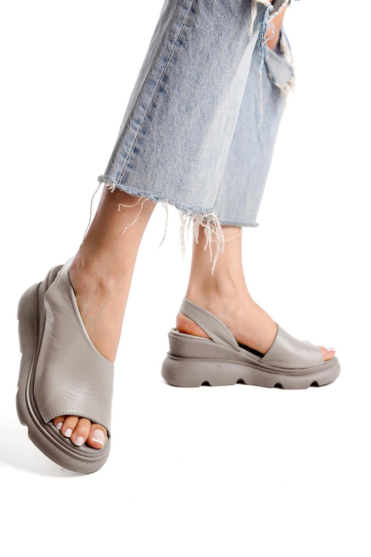 Elit Lyna Kadın Hakiki Deri Dolgu Topuk Sandalet Gri - Görsel 2