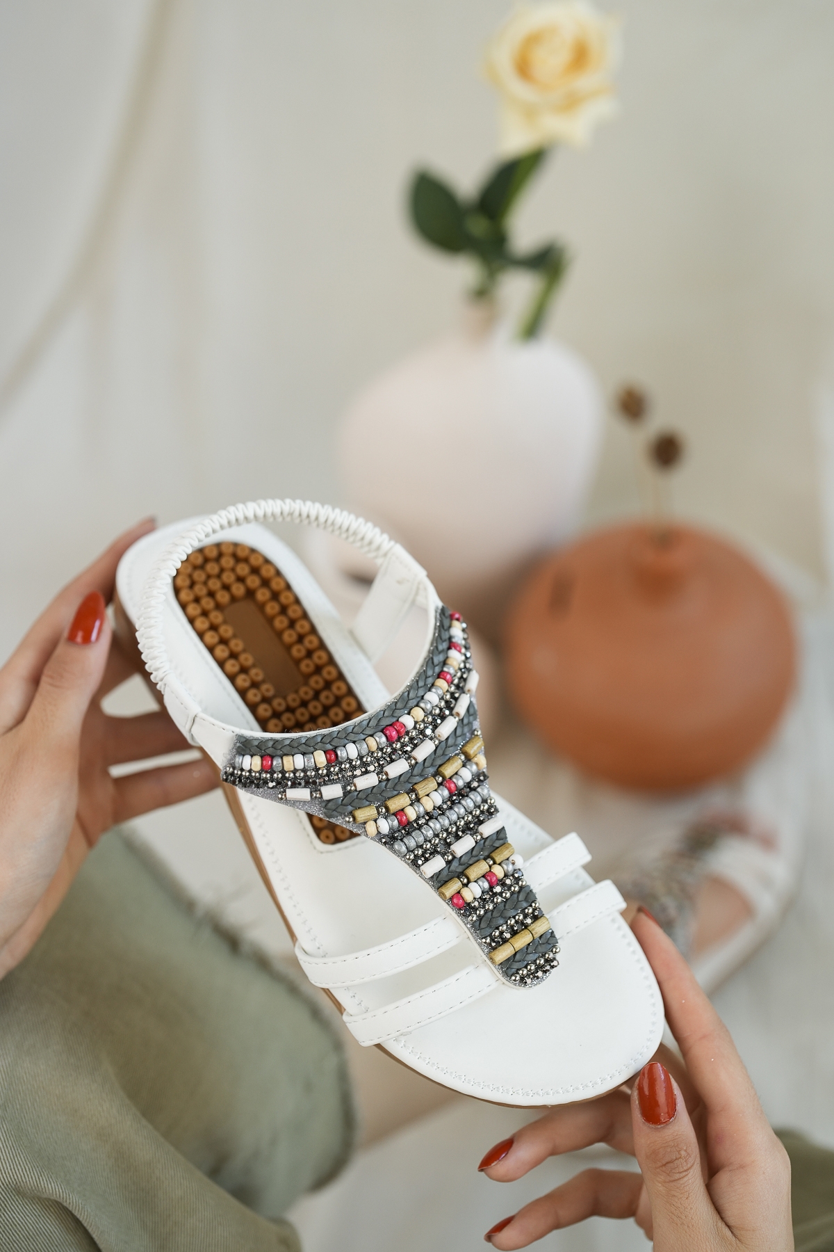 Rebeca Anatomik Fashion Taşlı Günlük Kadın Sandalet - Görsel 4