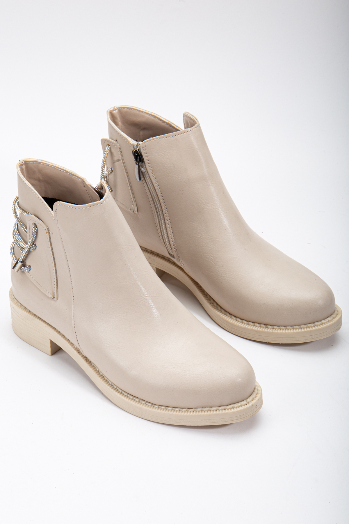 Kadın Ten Cilt Termo Taban Arkası Taşlı İp Geçişli Fermuarlı Kısa Topuklu Bot - Görsel 4