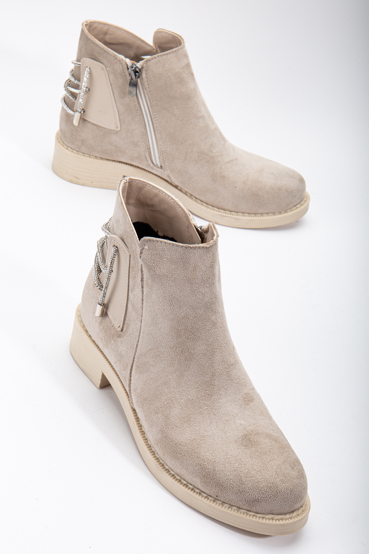 Kadın Ten Süet Termo Taban Arkası Taşlı İp Geçişli Fermuarlı Kısa Topuklu Bot - Görsel 4