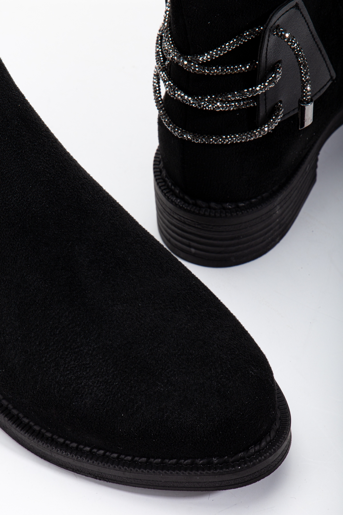 Kadın Siyah Süet Termo Taban Arkası Taşlı İp Geçişli Fermuarlı Kısa Topuklu Bot - Görsel 5