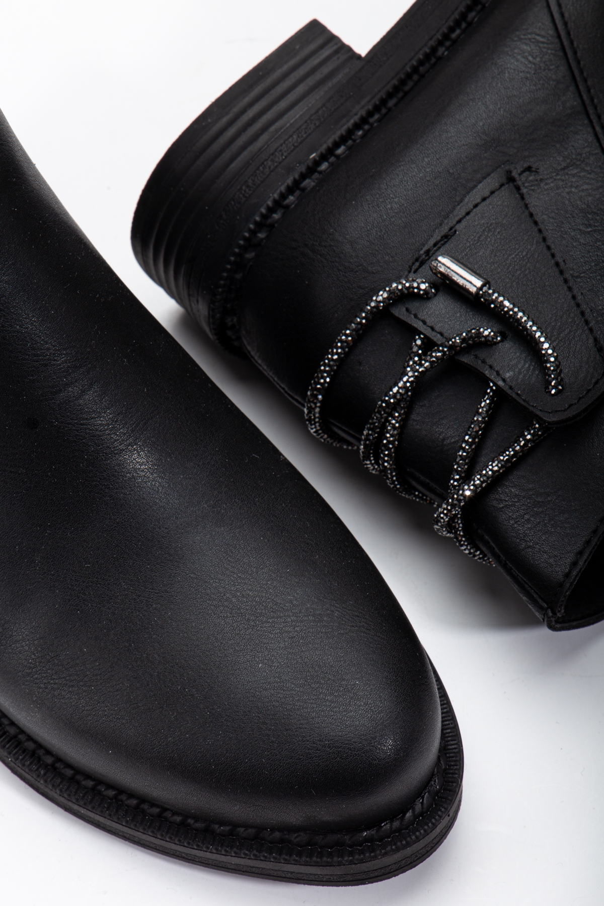 Kadın Siyah Cilt Termo Taban Arkası Taşlı İp Geçişli Fermuarlı Kısa Topuklu Bot - Görsel 5