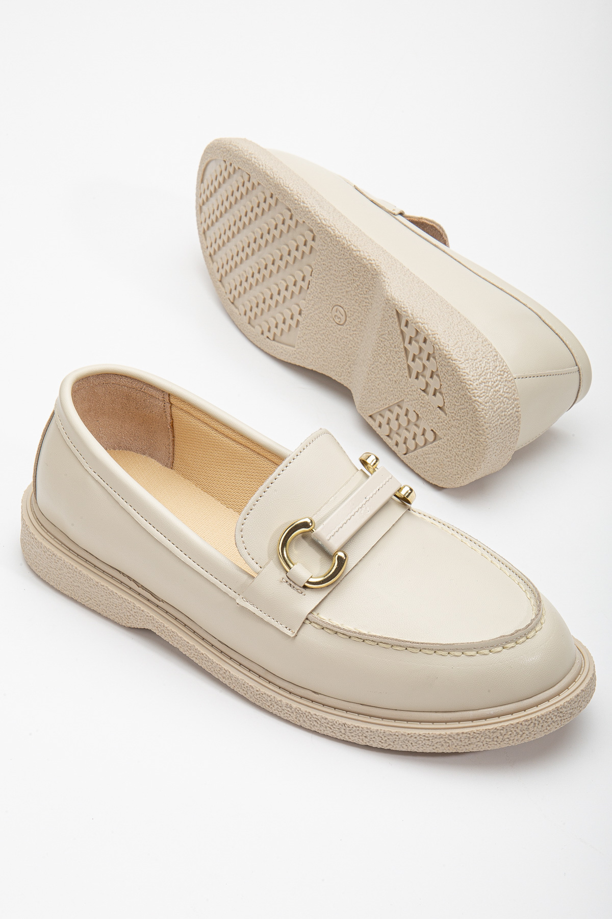 Kadın Ten Cilt Rahat Kalıp Önü Tokalı Günlük Loafer - Görsel 2