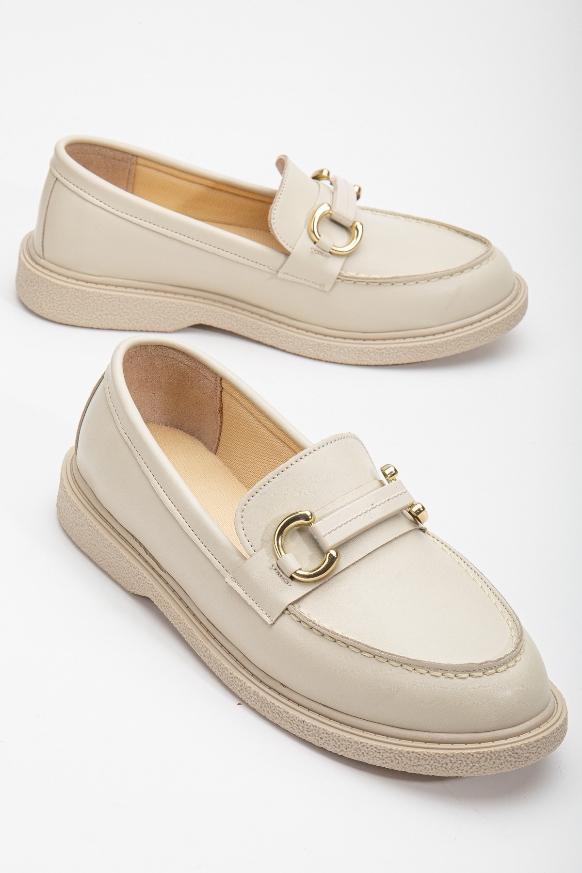 Kadın Ten Cilt Rahat Kalıp Önü Tokalı Günlük Loafer - Görsel 5