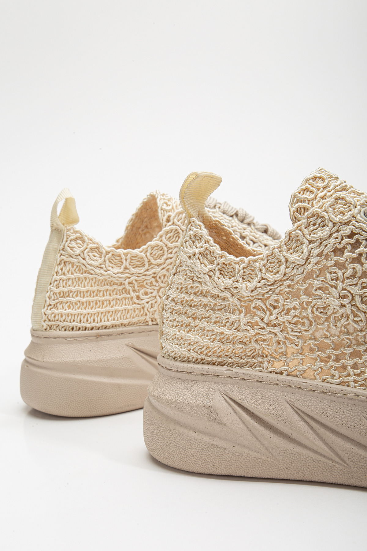 Kadın Ten Dantel Kumaş Kalın Taban Bağcıklı Spoır Ayakkabı - Görsel 5