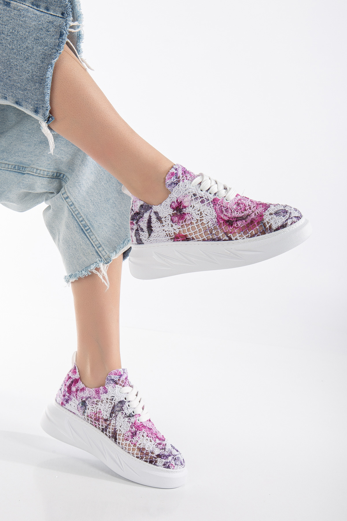 Kadın Mor Rahat Kalıp Desenli Kalın Taban Bağcıklı Spor Ayakkabı - Görsel 3