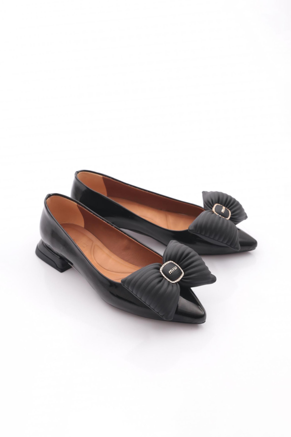 2898 Kadin Fiyonk Detayli Sivri Burun Babet - Görsel 3