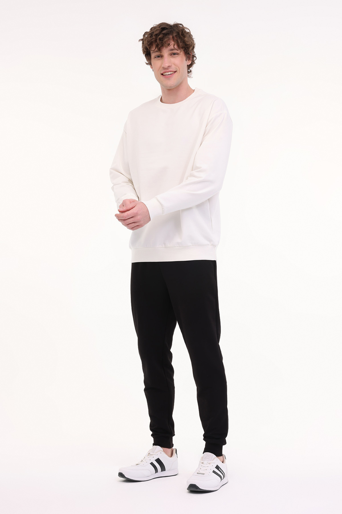 https://floimages.mncdn.com/media/catalog/product/25-02/11/101938869_m3.JPG