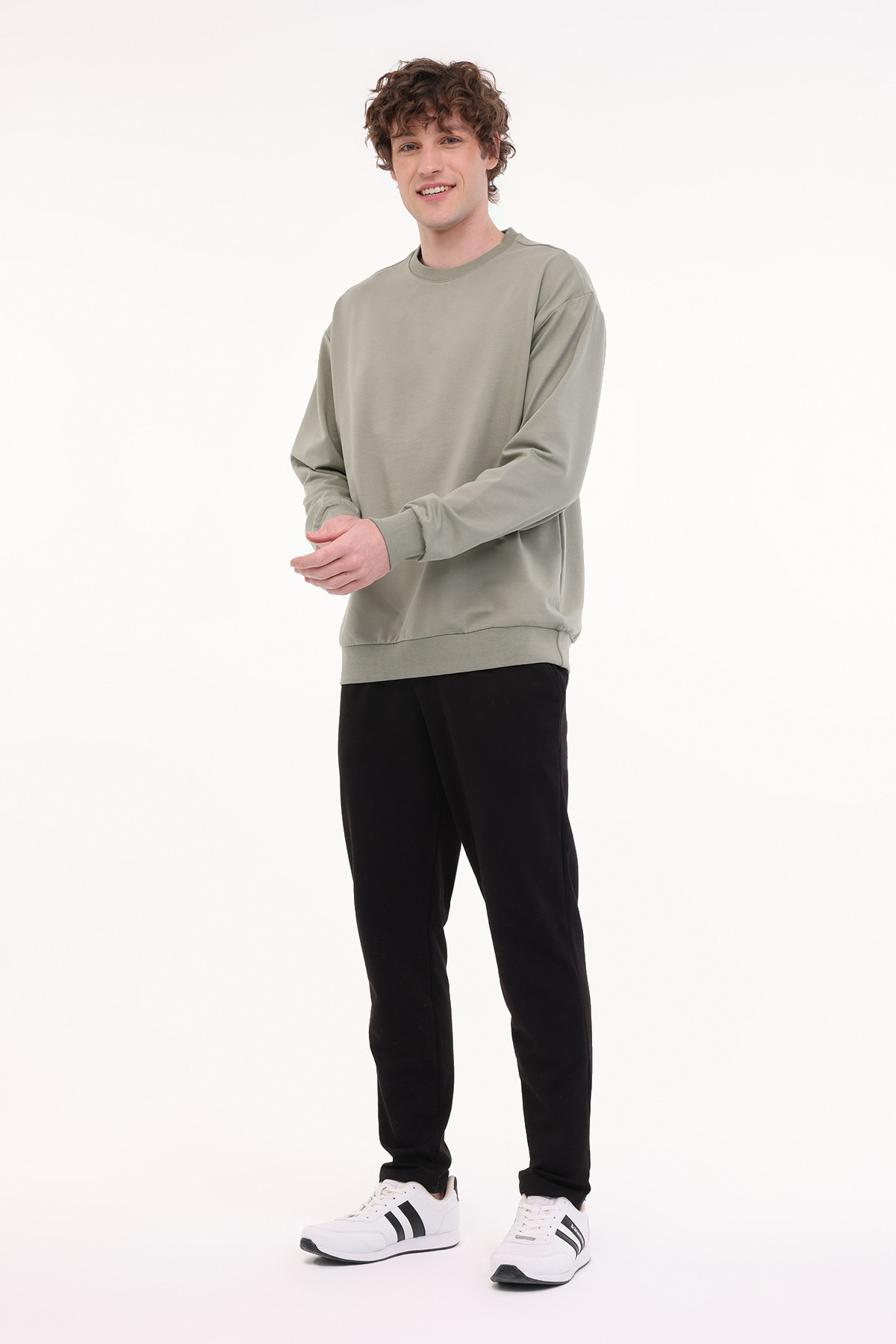 https://floimages.mncdn.com/media/catalog/product/25-02/11/101953289_m3.JPG