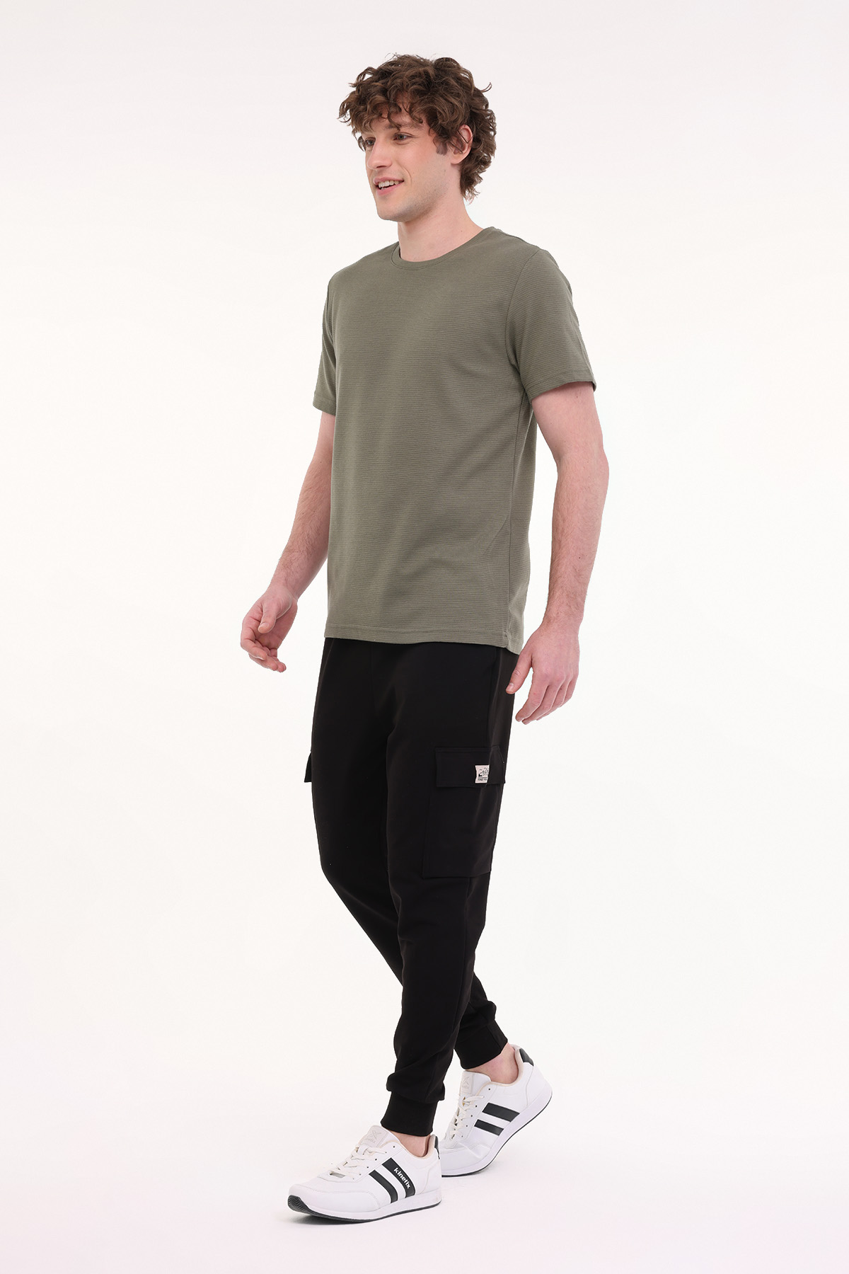 https://floimages.mncdn.com/media/catalog/product/25-02/11/102011841_m3.JPG