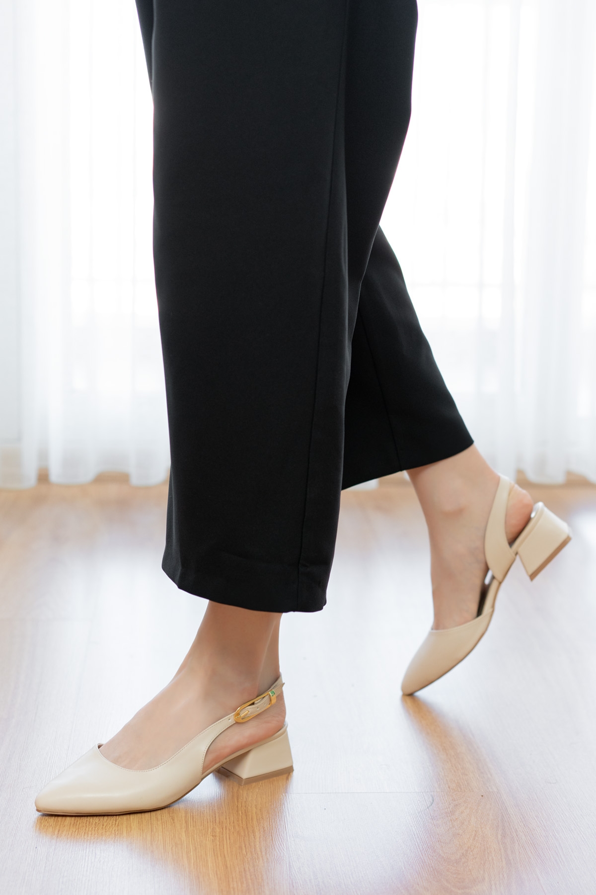 Aura Bej Yanı Tokalı (4 cm Topuk Boyu ) Sivri Burun Topuklu Babet Ayakkabı - Görsel 3