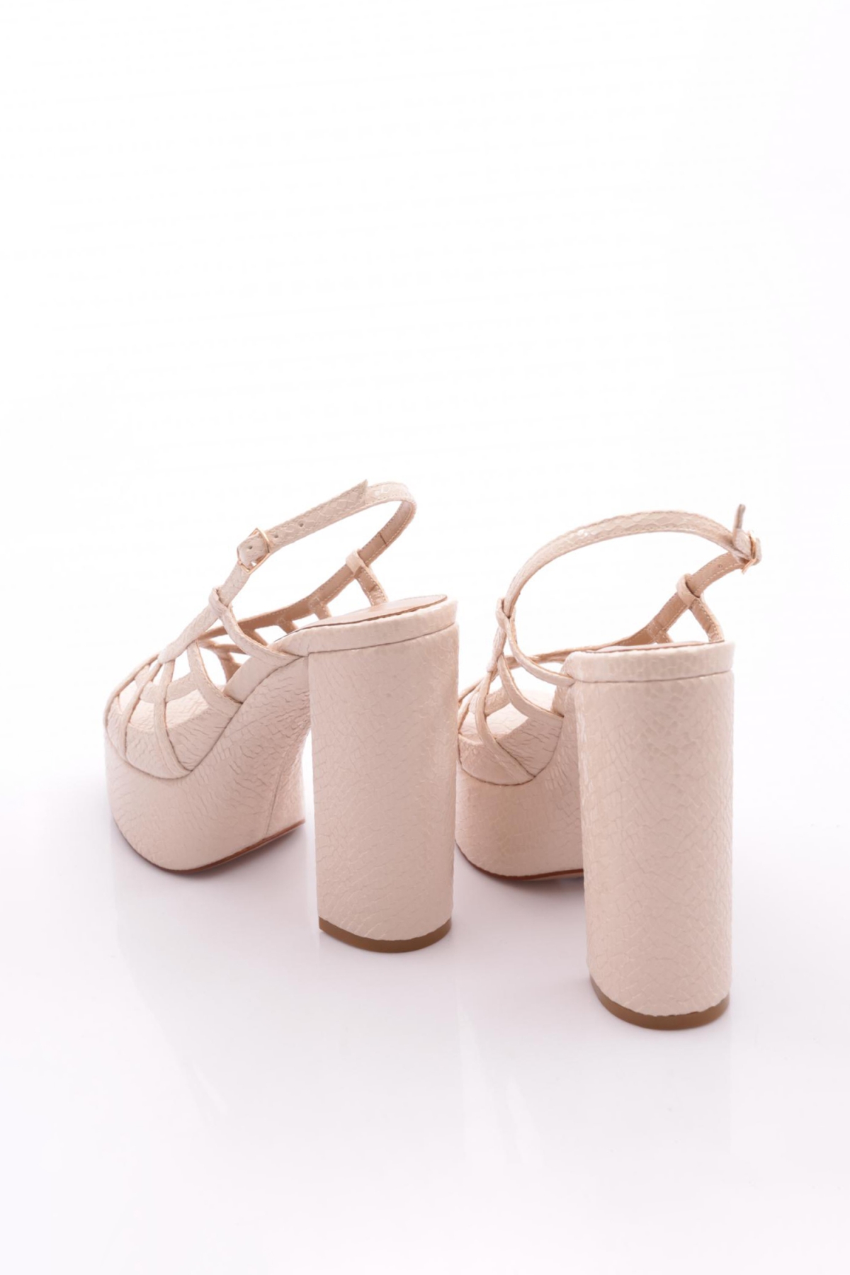 31 Kadin Platform Topuklu Ayakkabi - Görsel 4