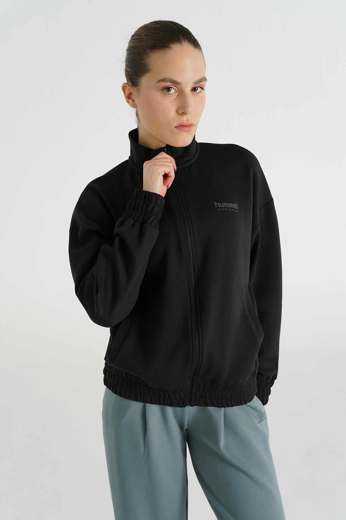 https://floimages.mncdn.com/media/catalog/product/25-02/17/201446947-1-1739773909.jpg