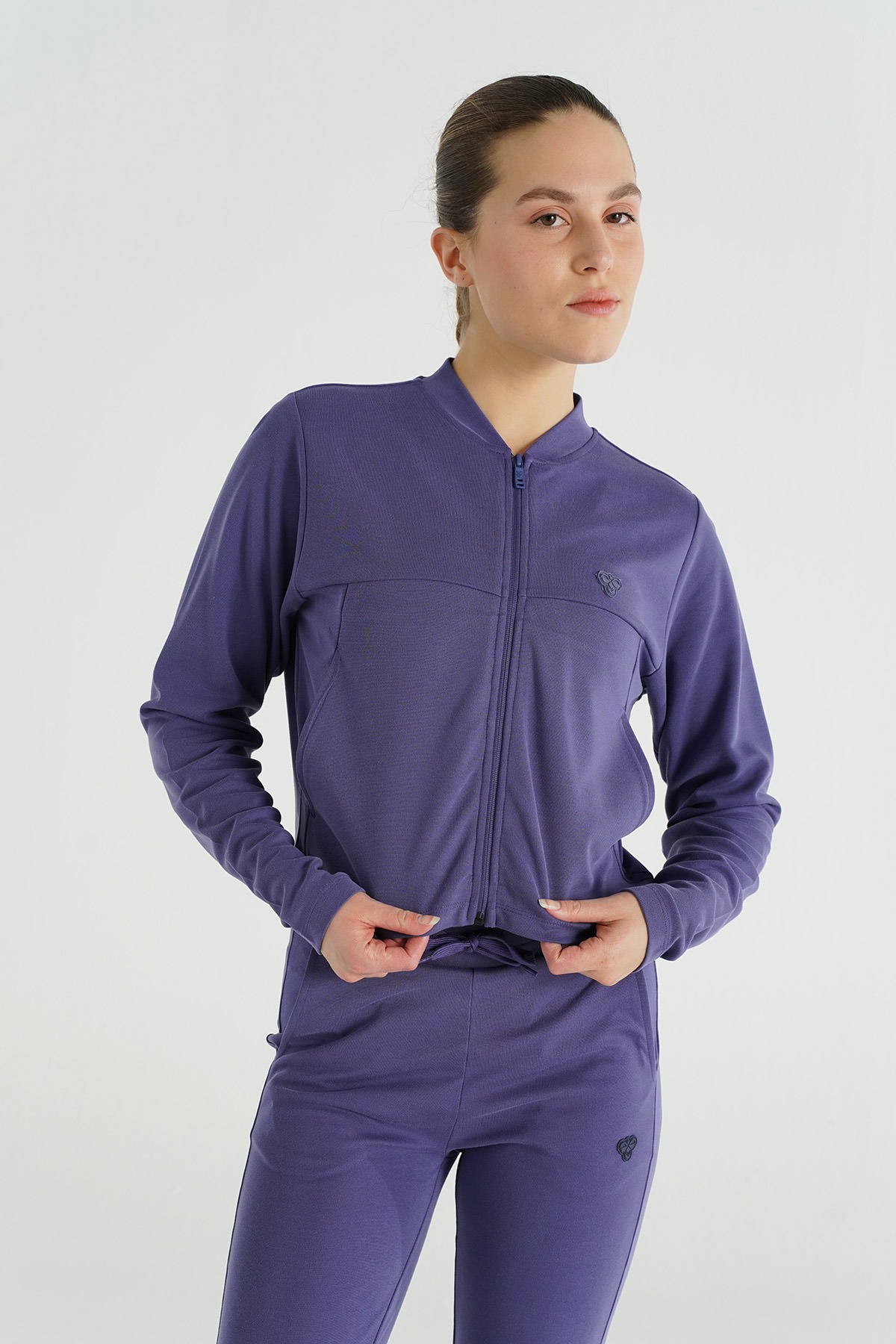 https://floimages.mncdn.com/media/catalog/product/25-02/17/201446951-1-1739774042.jpg