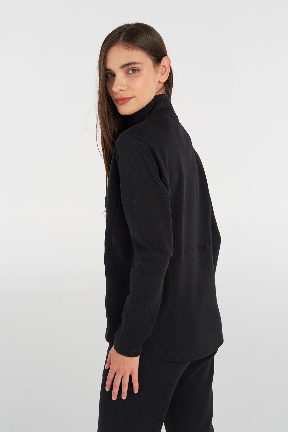 https://floimages.mncdn.com/media/catalog/product/25-02/17/201446973-4-1739774254.jpg